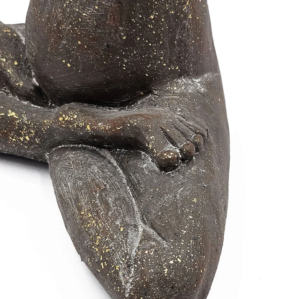 11.5x6.5x15 Brown Magnesium Yoga Frog Figurine in Namaste Pose with Gold Accents - Image 9