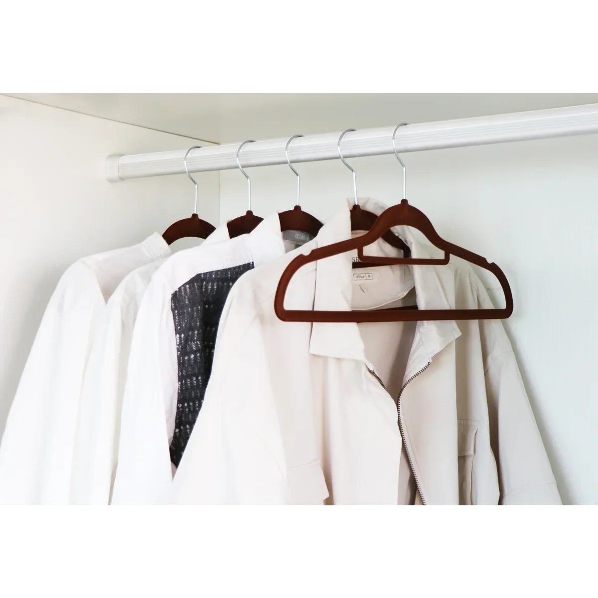 120 Pack of Premium Velvet Non-Slip Hangers with 360 Degree Rotatable Hook - Image 18