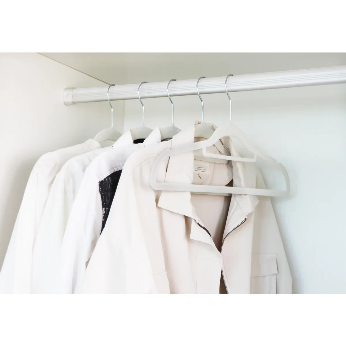 120 Pack of Premium Velvet Non-Slip Hangers with 360 Degree Rotatable Hook - Image 30