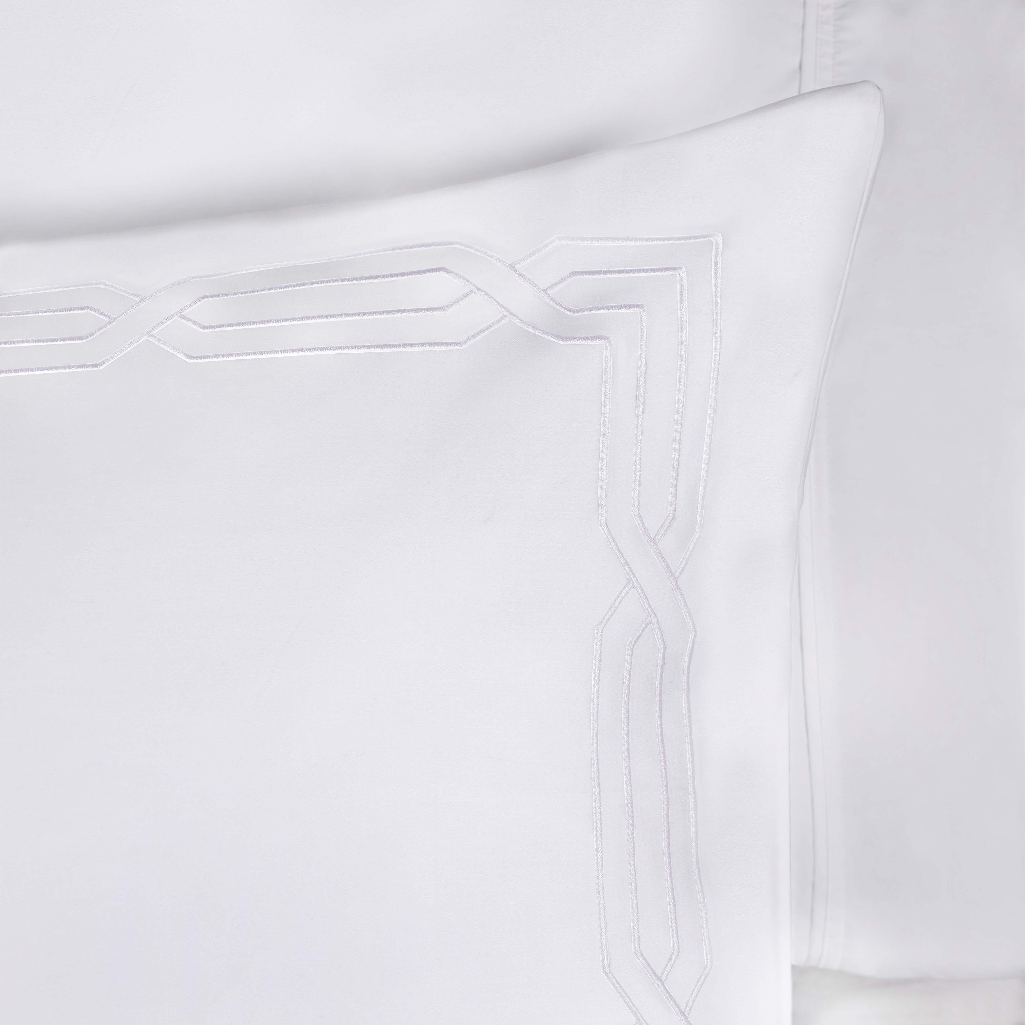 1200 Thread Count Egyptian Cotton Embroidered Scroll Duvet Cover Set - Image 7