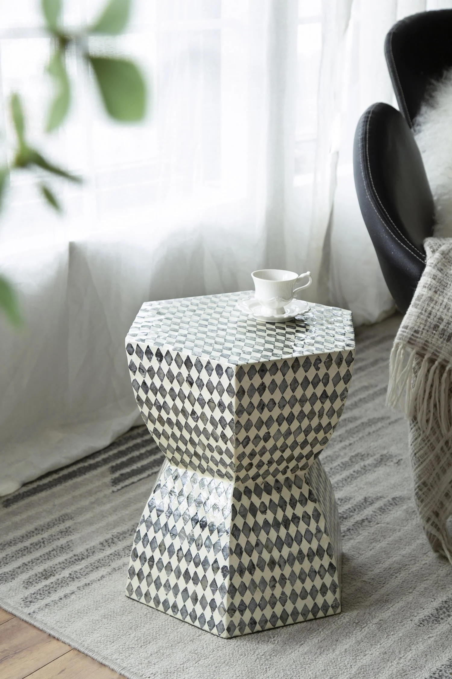 15x13x17' Hexagonal Garden Capiz Stool Accent Side Table - Image 6