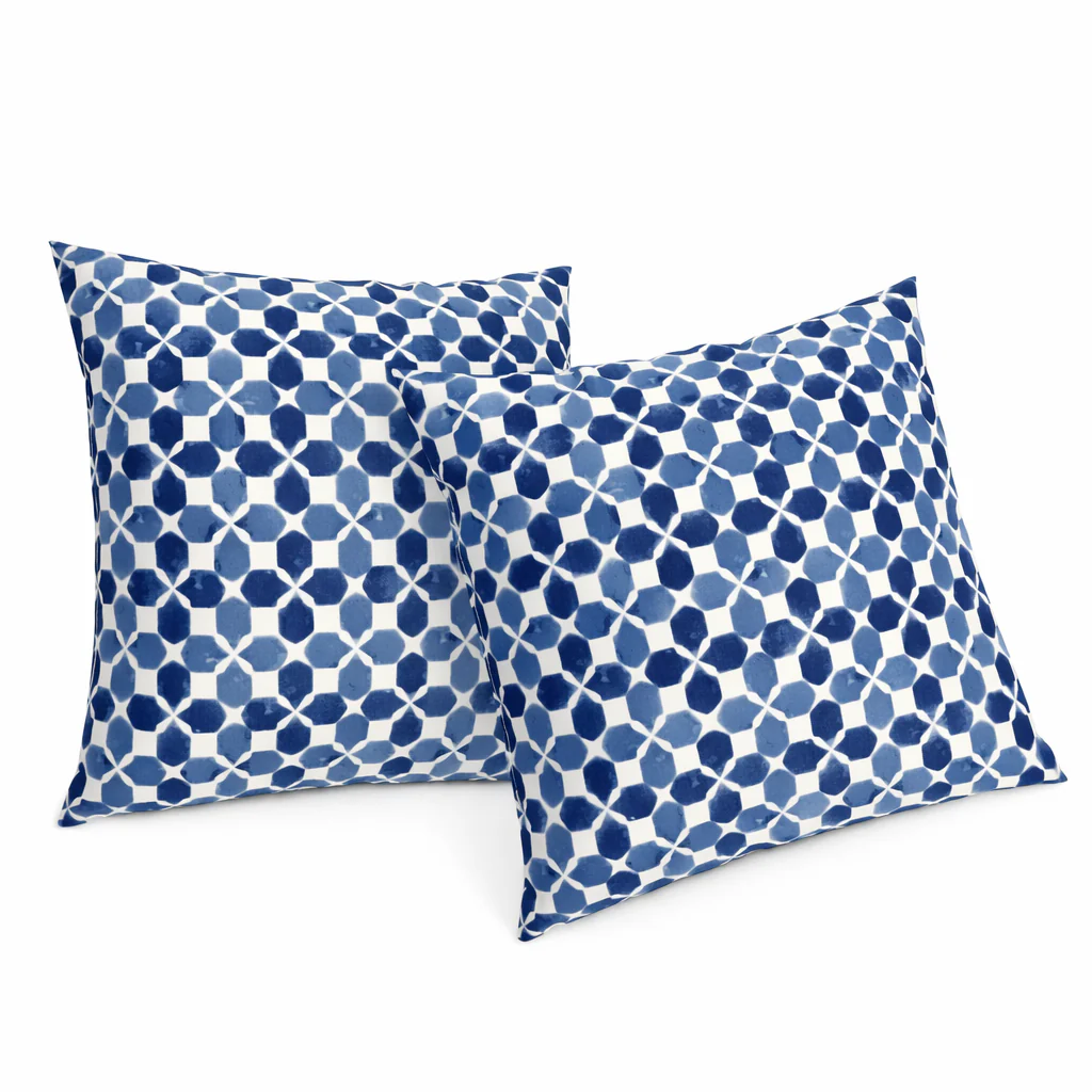 2 Pack Outdoor Throw Pillows, Waterproof & Fade-Resistant Patio Cushions (18x18 Inch) - Image 3
