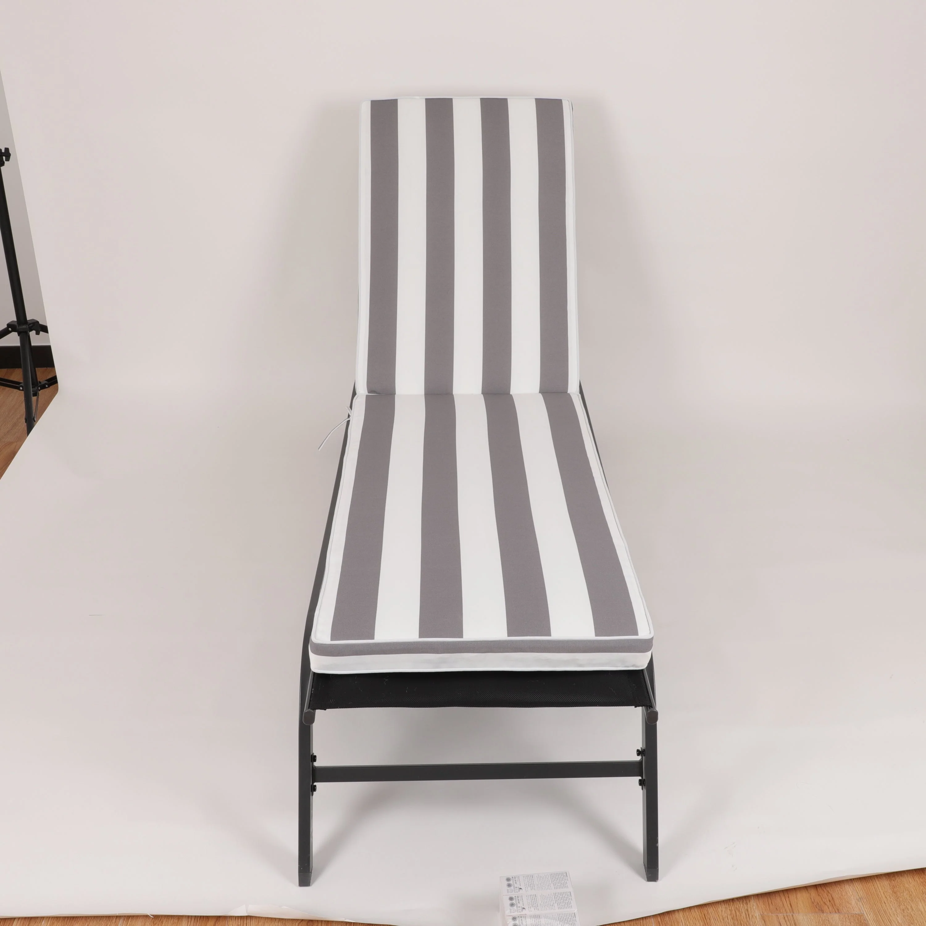 2-Piece Outdoor Chaise Lounge Cushion Set, Grey/White - Image 9