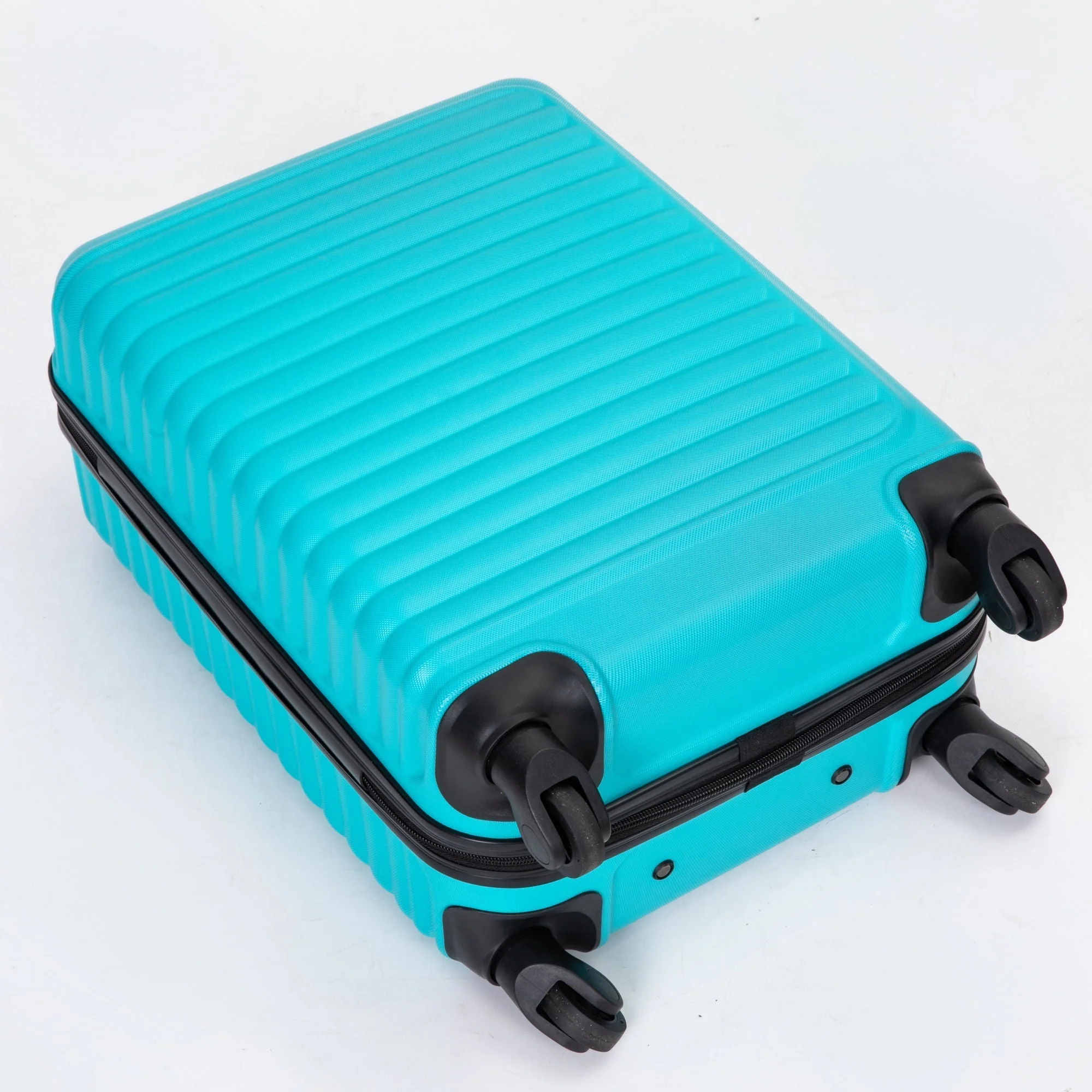 20" Carry On Lightweight Hardside Luggage with Spinner Wheels - Image 33