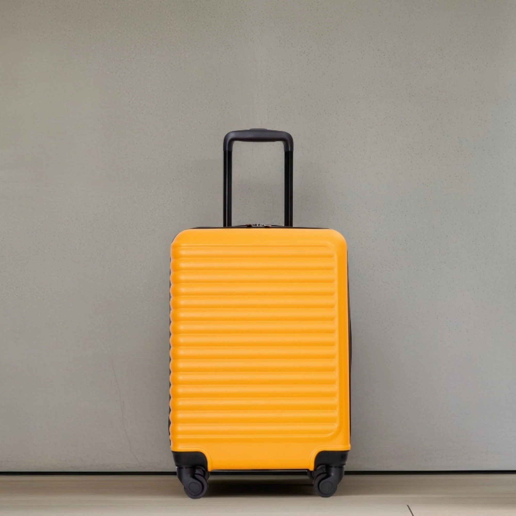 20" Carry On Lightweight Hardside Luggage with Spinner Wheels - Image 35