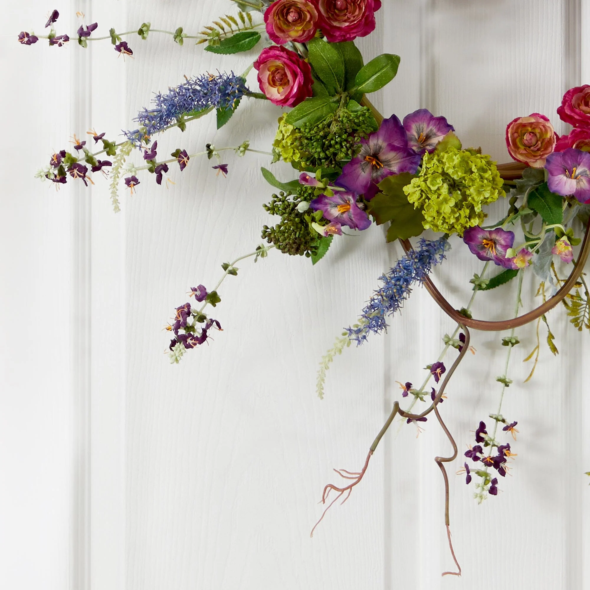 20” Veranda Garden Wreath - Image 2