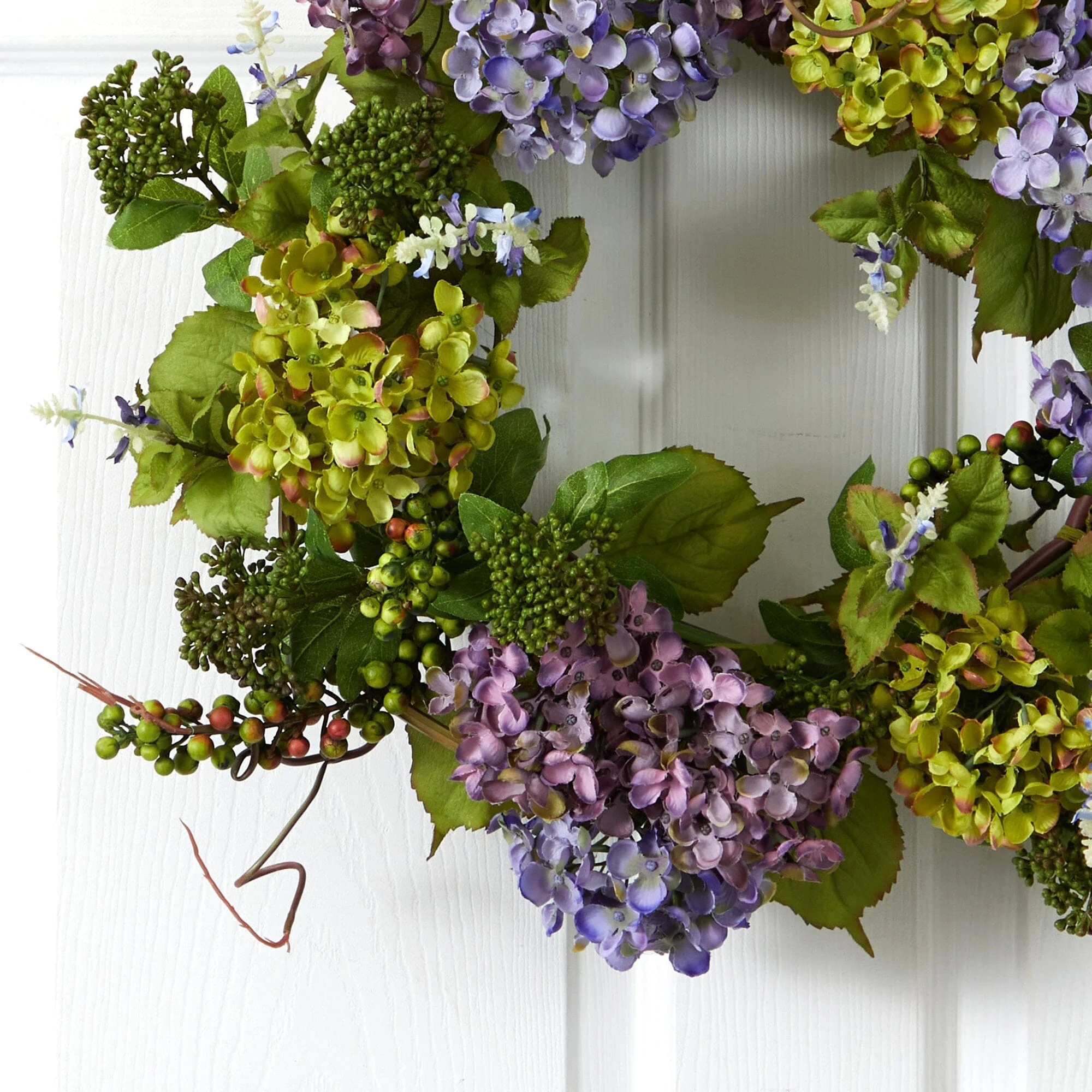 24" Mixed Hydrangea Wreath - Image 2