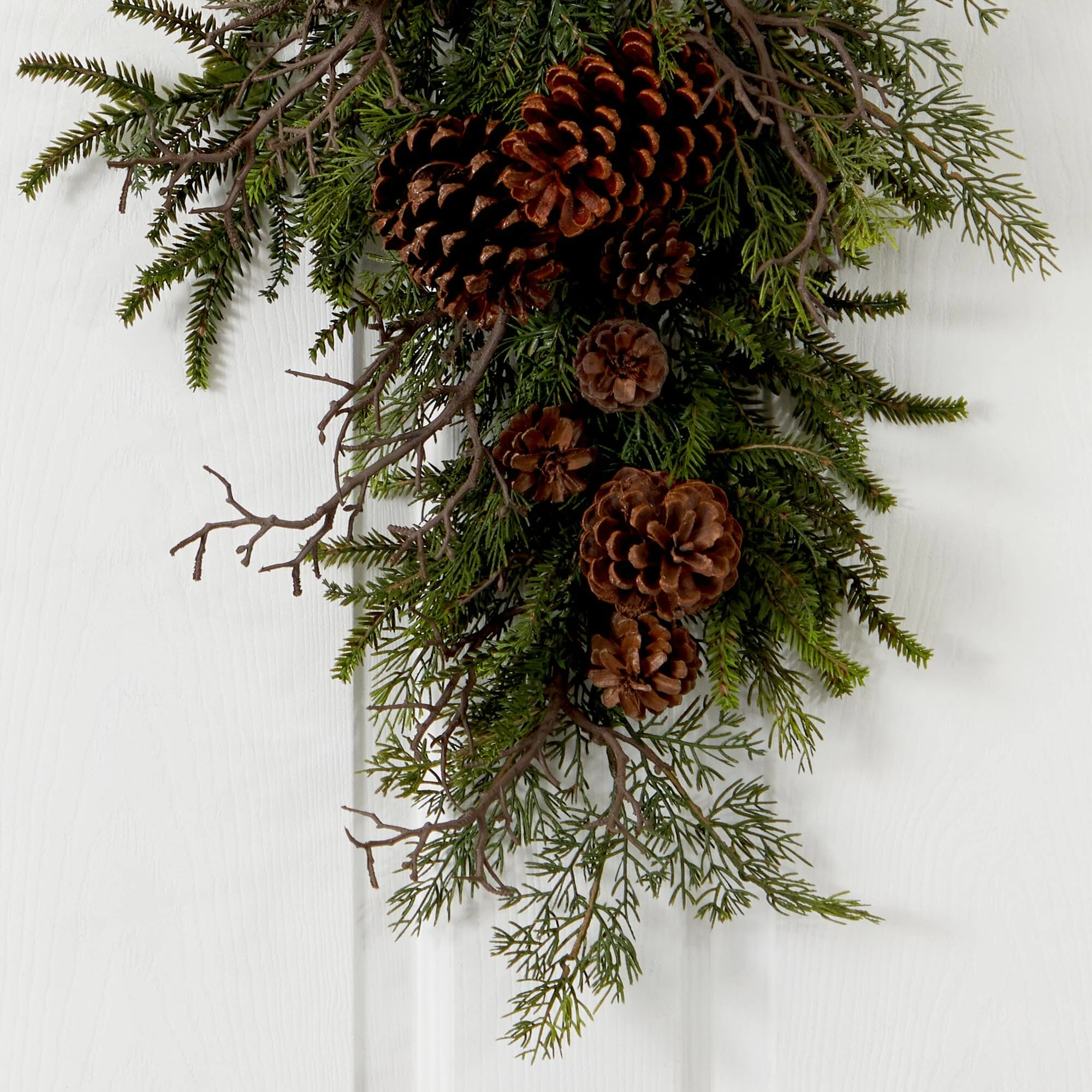 26” Pine & Pine Cone Teardrop - Image 2