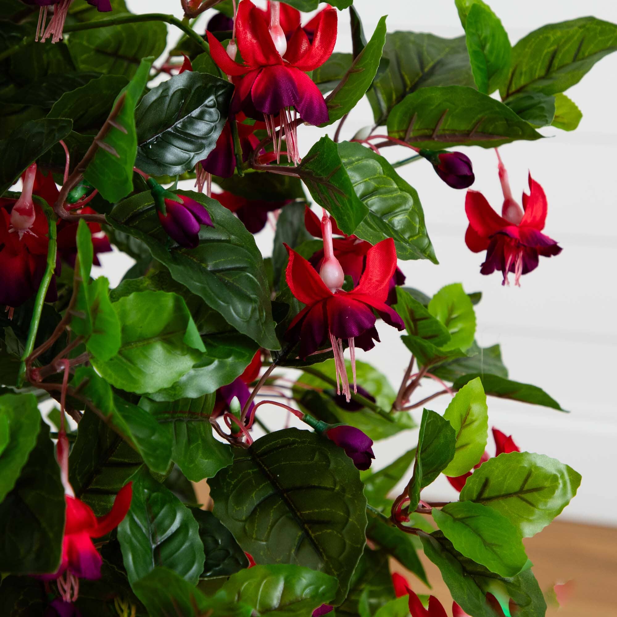 3’ Fuchsia Artificial Tree - Image 2