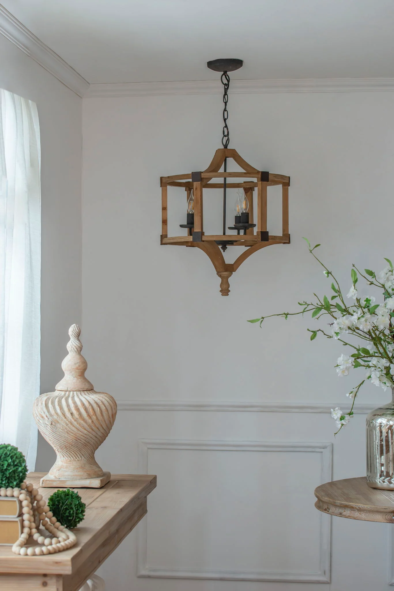 3 Light Wood Drum Chandelier - Image 11