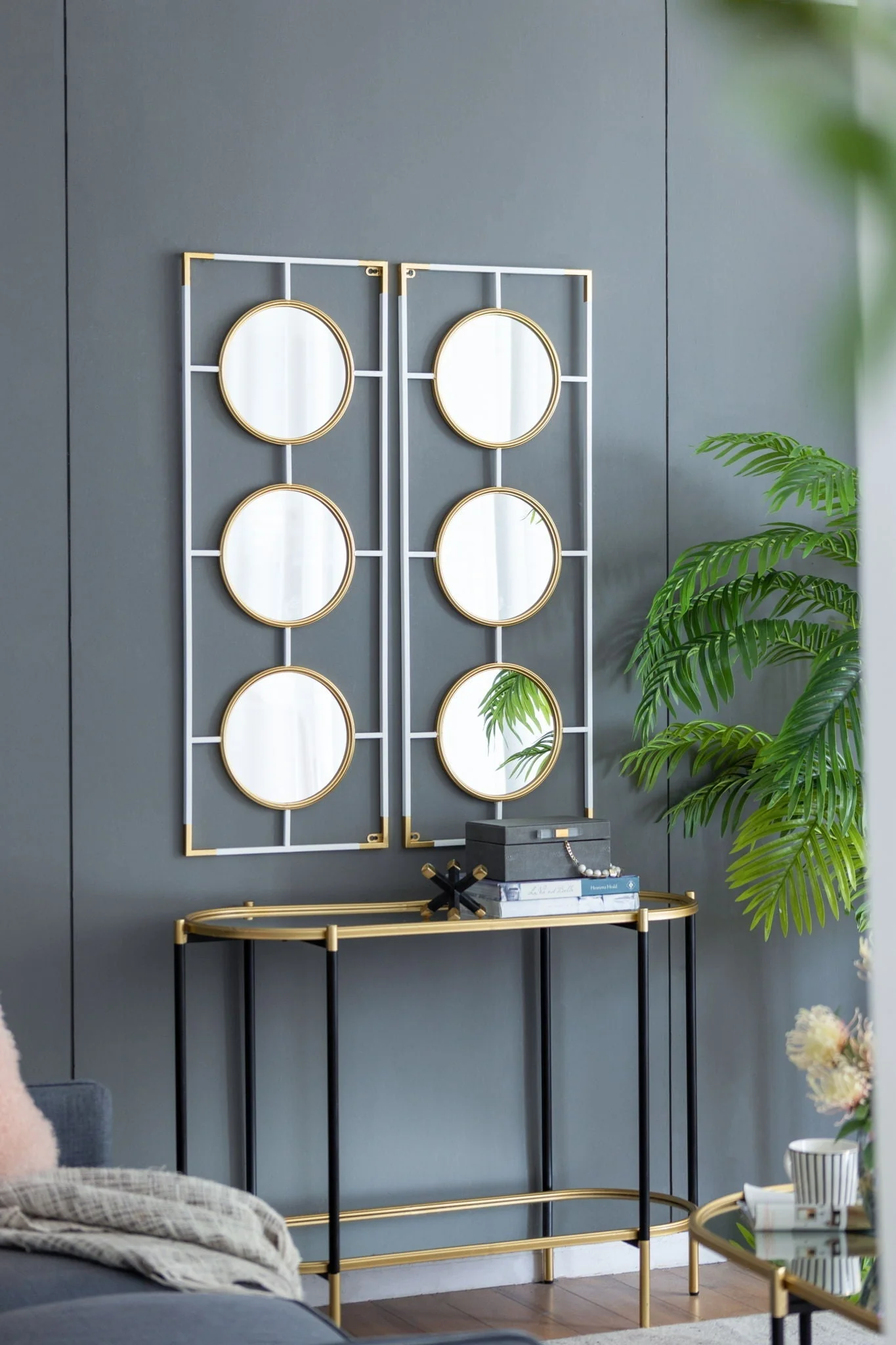 3 Mirror Piece Wall Mirror in Rectangular Frame - Image 15