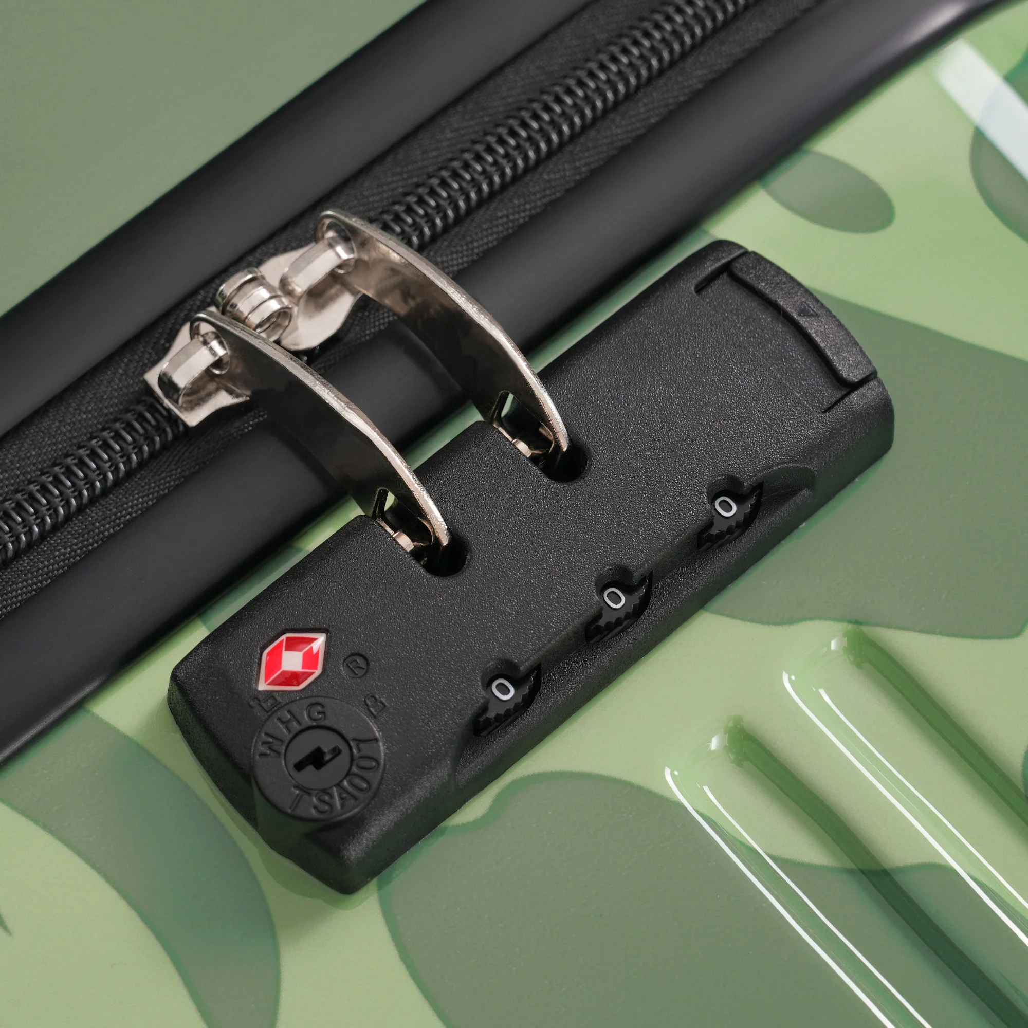 3-Piece Hard Shell Luggage Set – 20" 24" 28" by GigaTech - Image 11