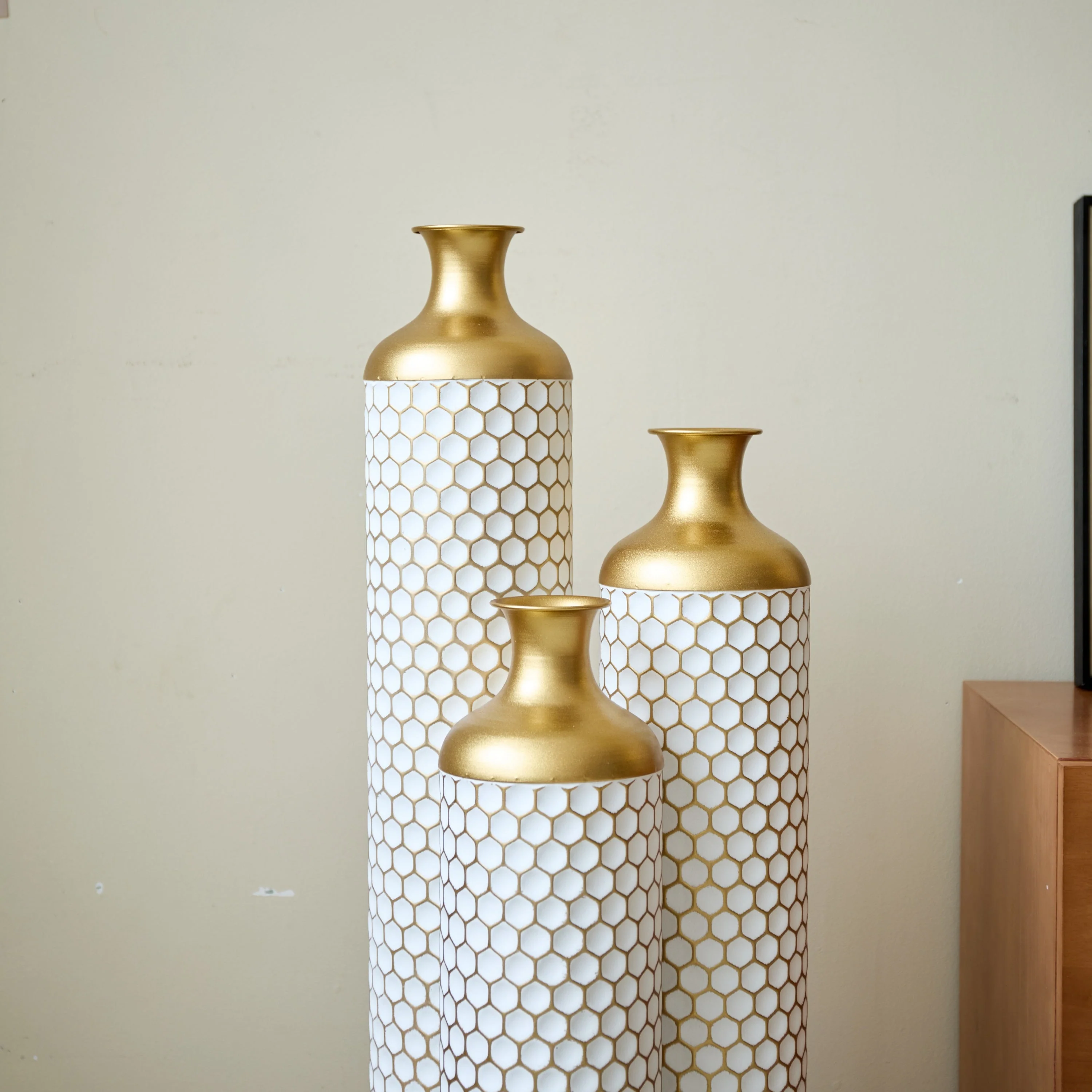 3-Piece Modern Metal Vase Set - White & Gold - Image 15