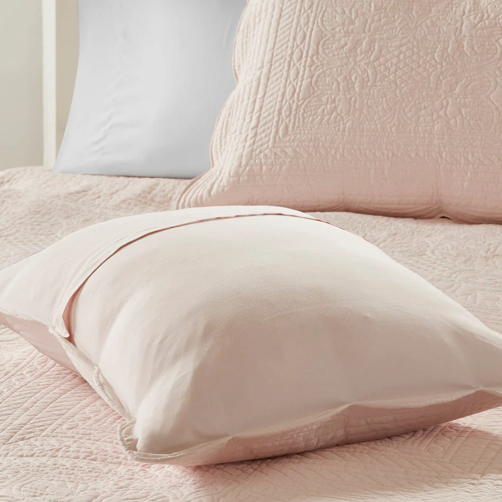 3 Piece Reversible Scalloped Edge Quilt Set Blush Full/Queen - Image 4