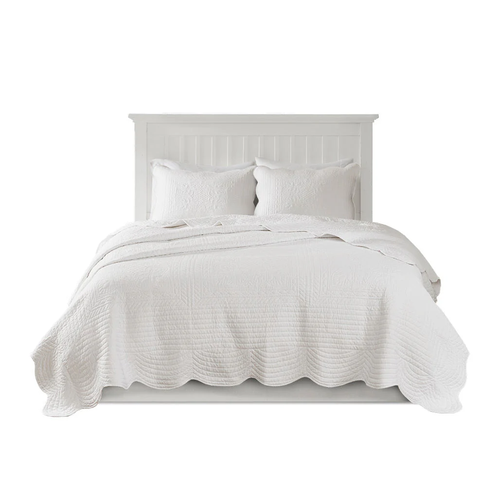 3 Piece Reversible Scalloped Edge Quilt Set White Full/Queen - Image 8