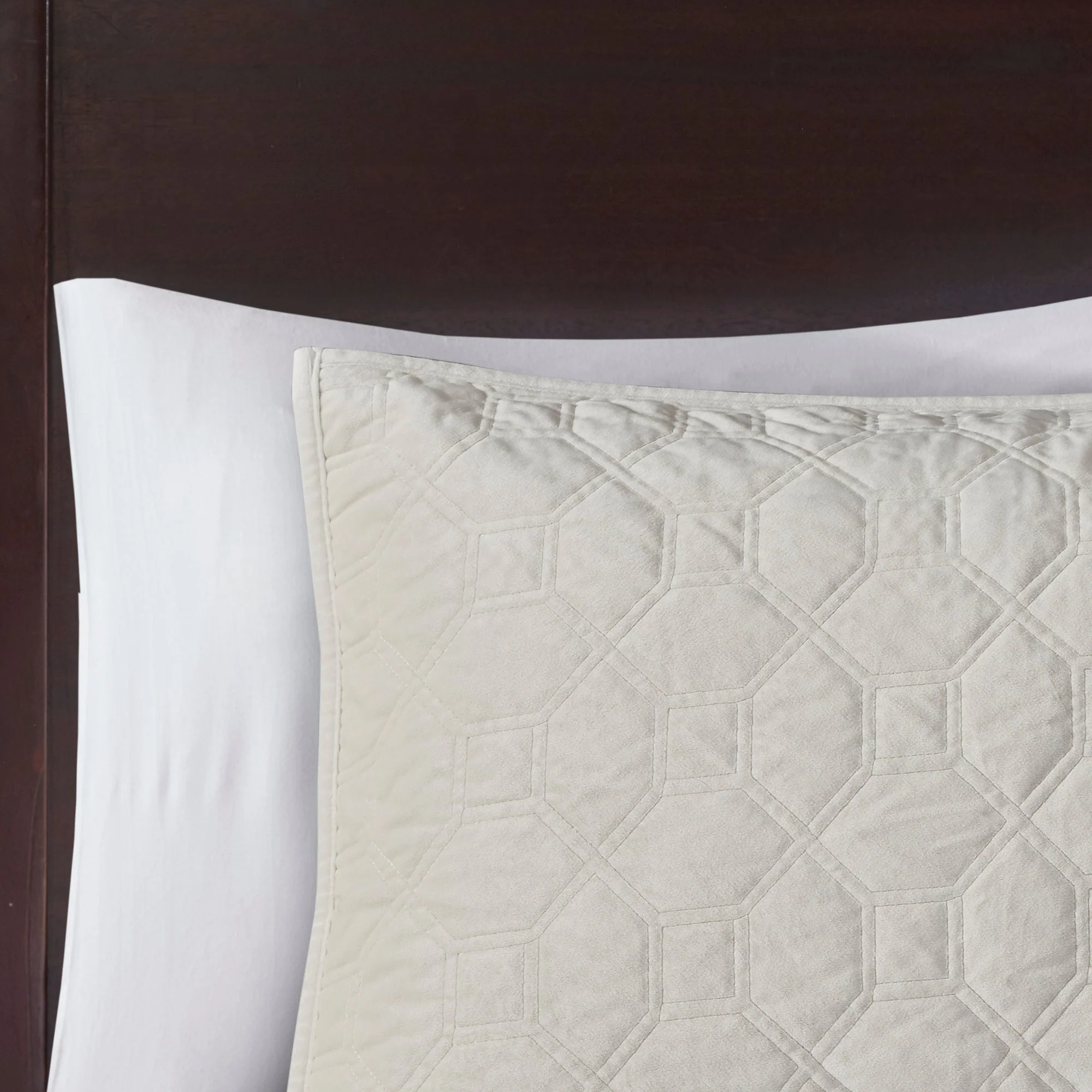 3 Piece Velvet Quilt Set Ivory Full/Queen - Image 9