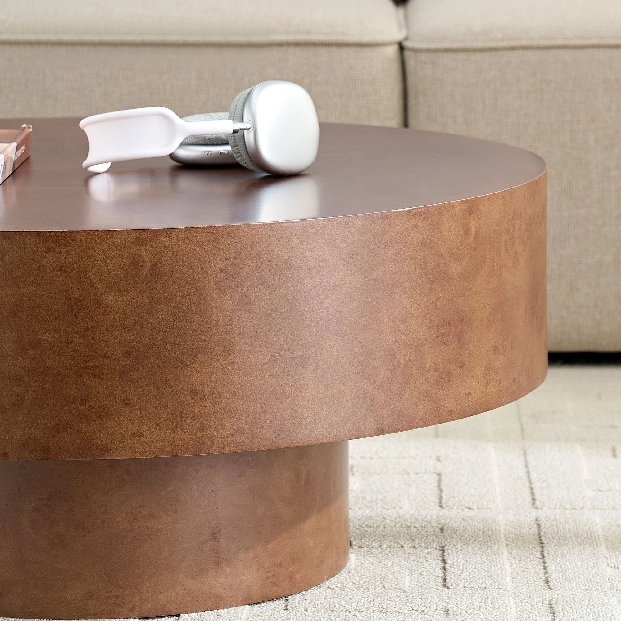 31.49'' Faux Burl Wood Pattern Round Coffee Table with Sturdy Pedestal - Image 8