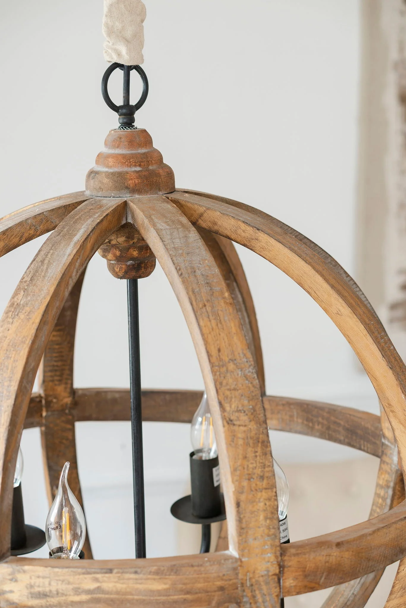 4 Light Wood Chandelier with Adjustable Chain - Image 2