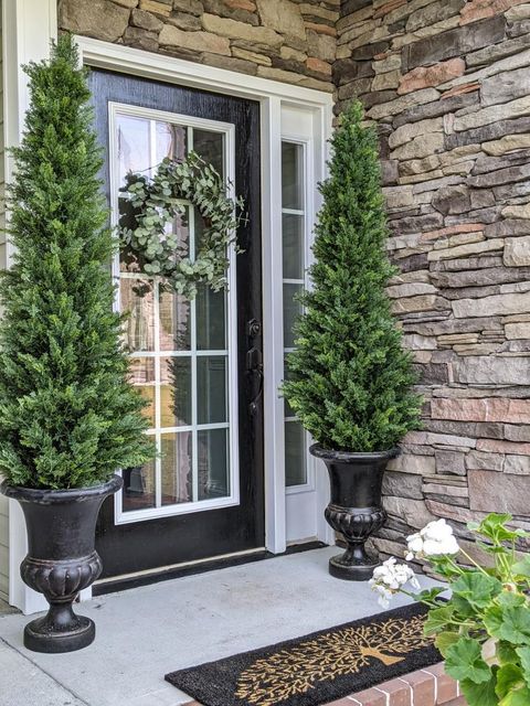 5.5’ Cypress Cone Topiary Artificial Tree UV Resistant (Indoor/Outdoor) - Image 8