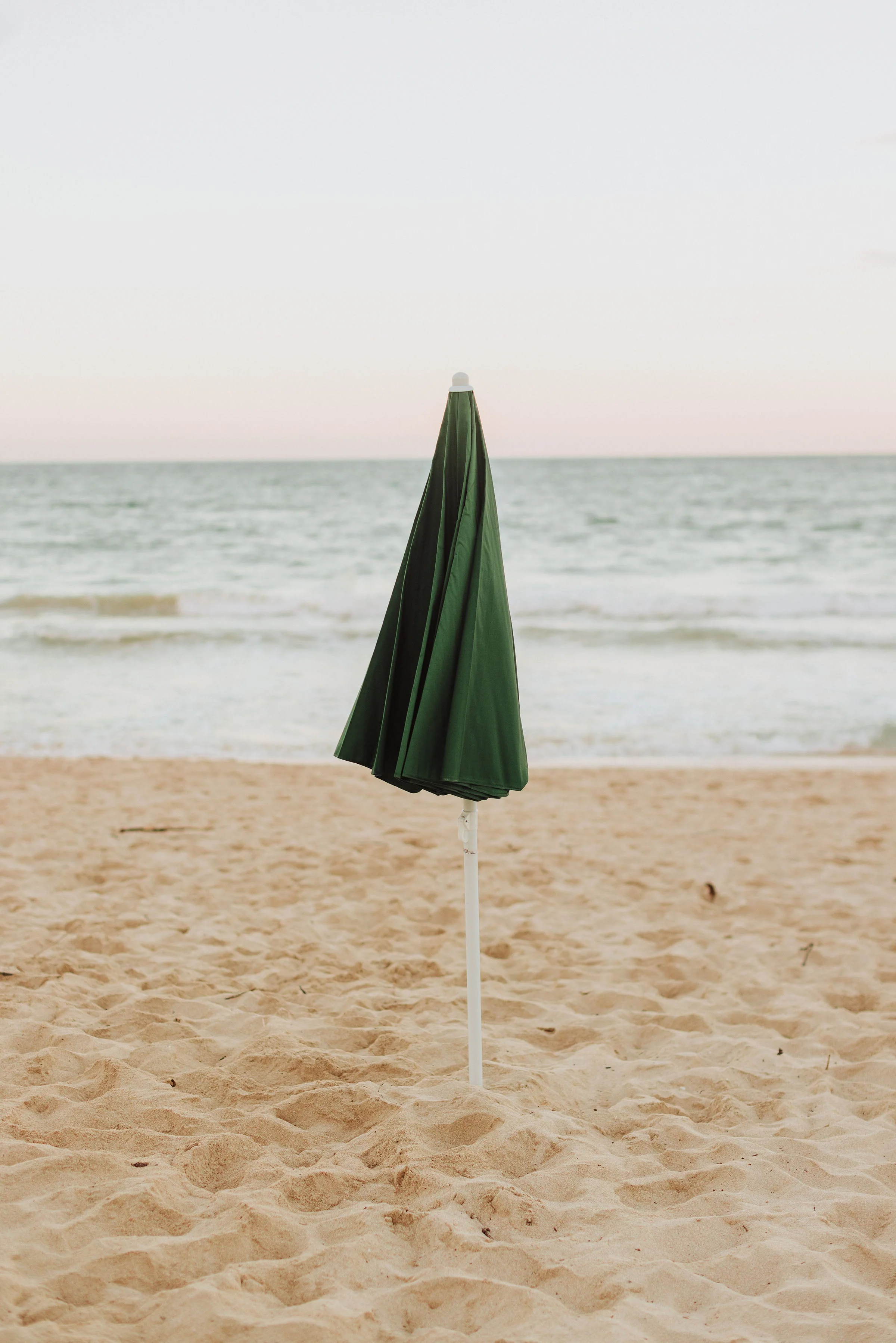 5.5 Ft. Portable Beach Umbrella - Image 186