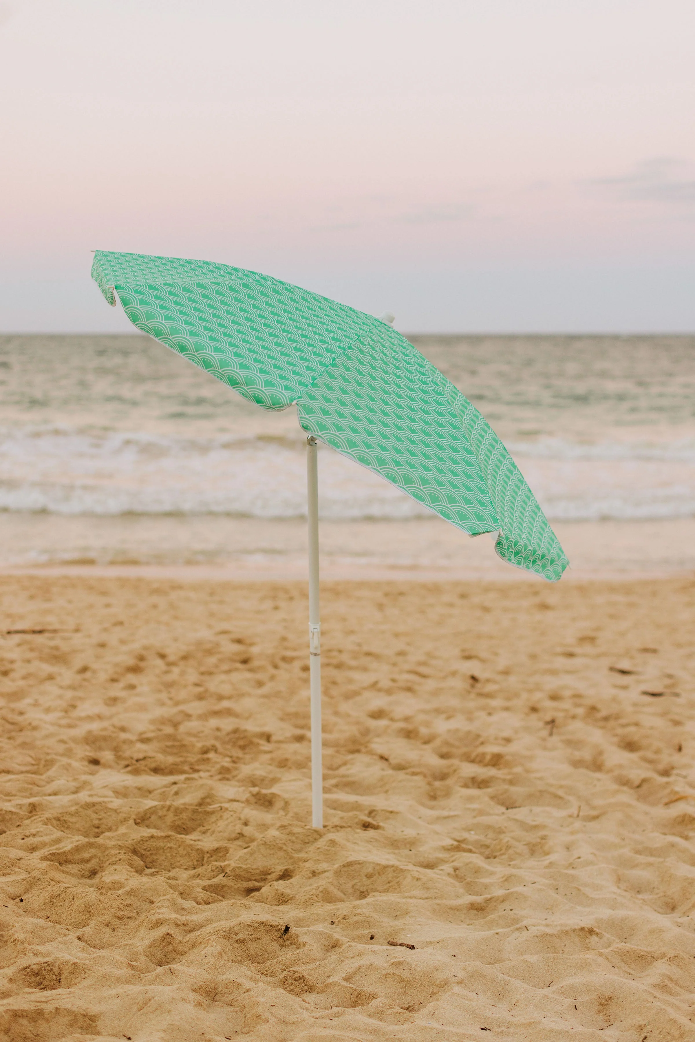 5.5 Ft. Portable Beach Umbrella - Image 79