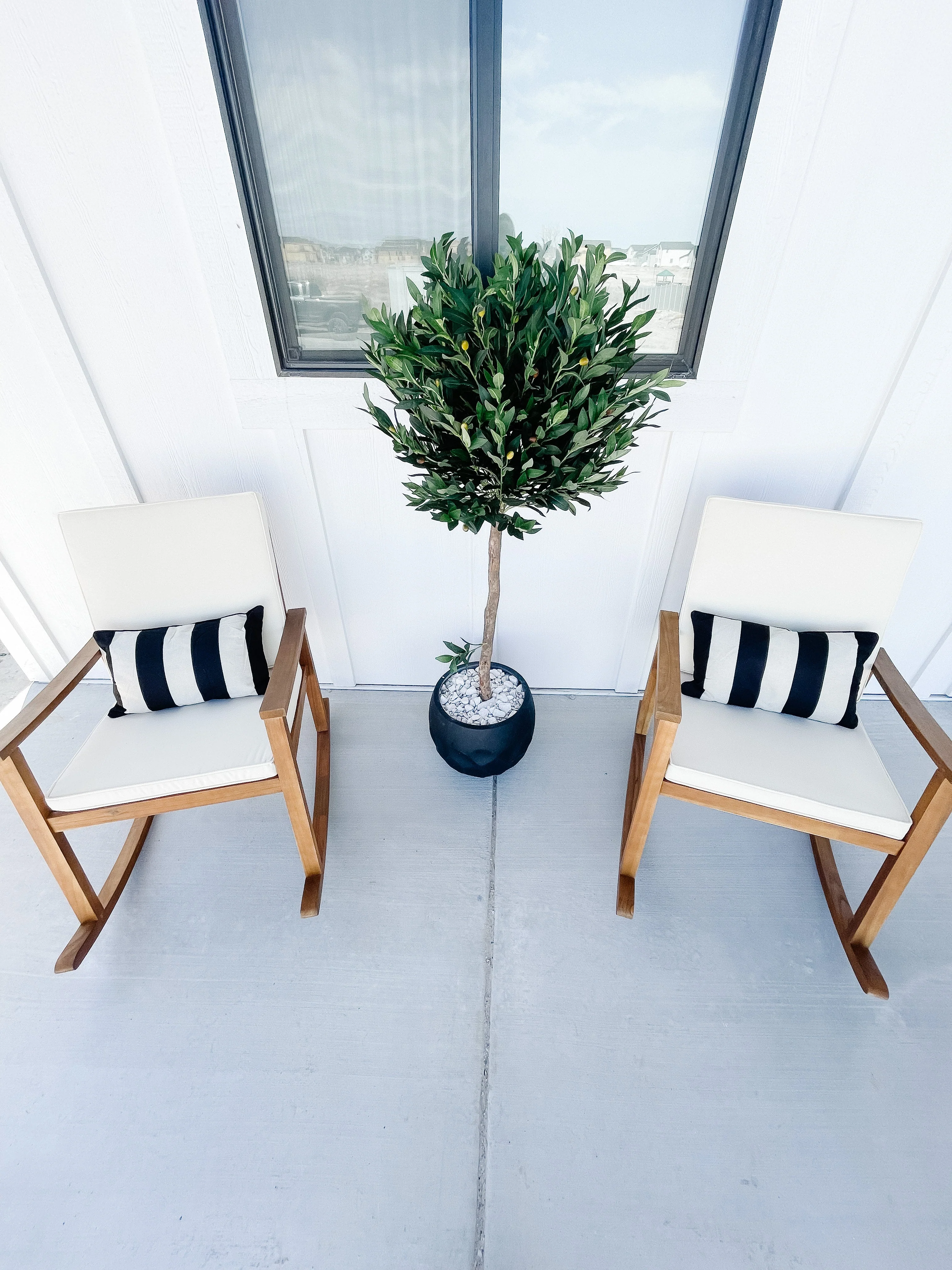 5.5’ Olive Topiary Artificial Tree UV Resistant (Indoor/Outdoor) - Image 10