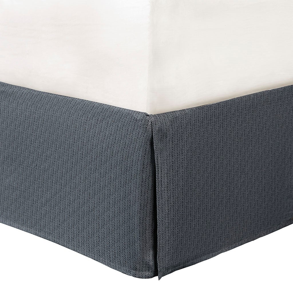 7 Piece Herringbone Comforter Set Grey Cal King - Image 4