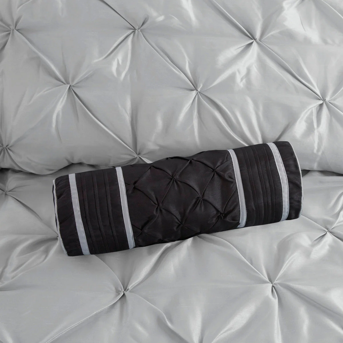 7 Piece Tufted Comforter Set Grey California King - Image 6