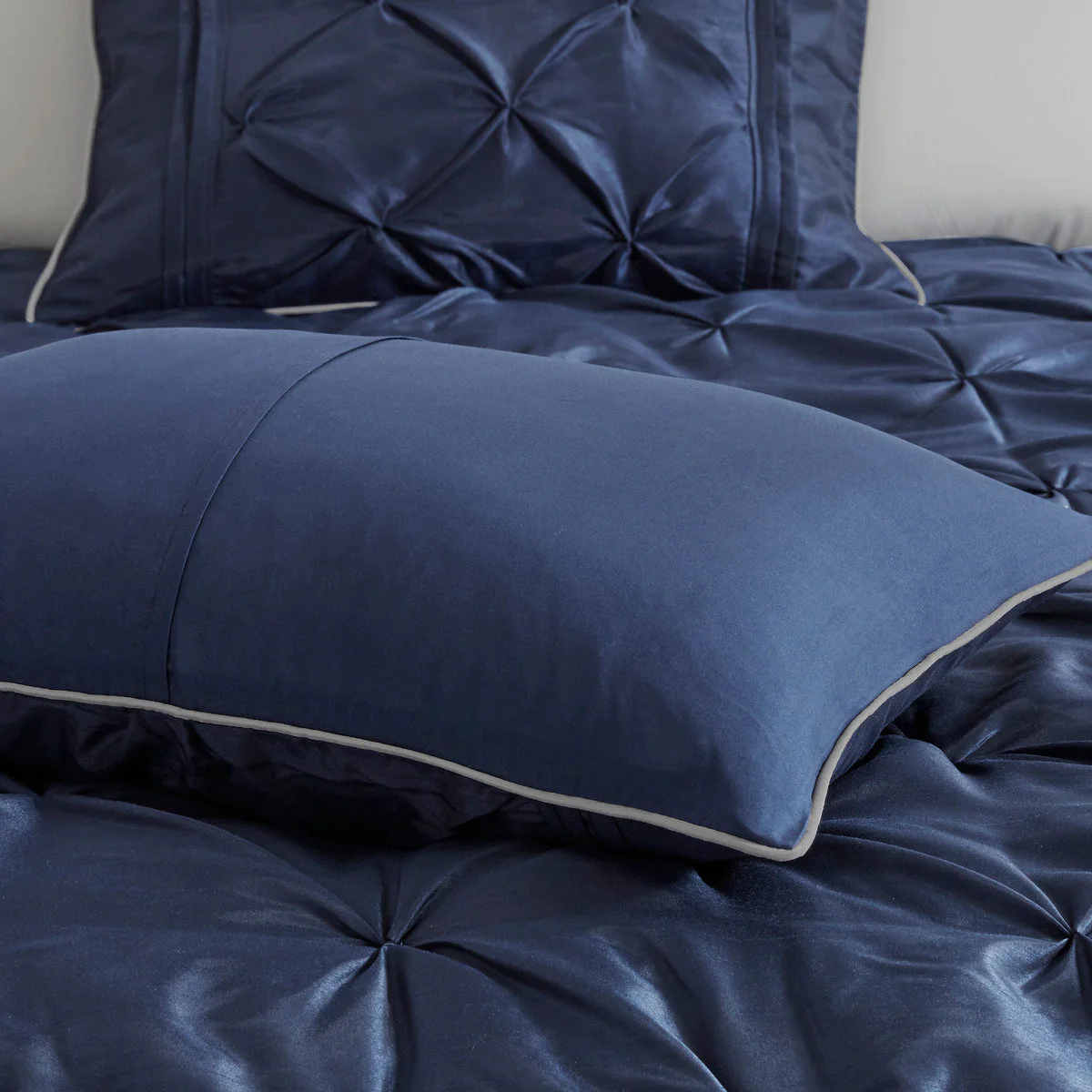 7 Piece Tufted Comforter Set Navy King - Image 11