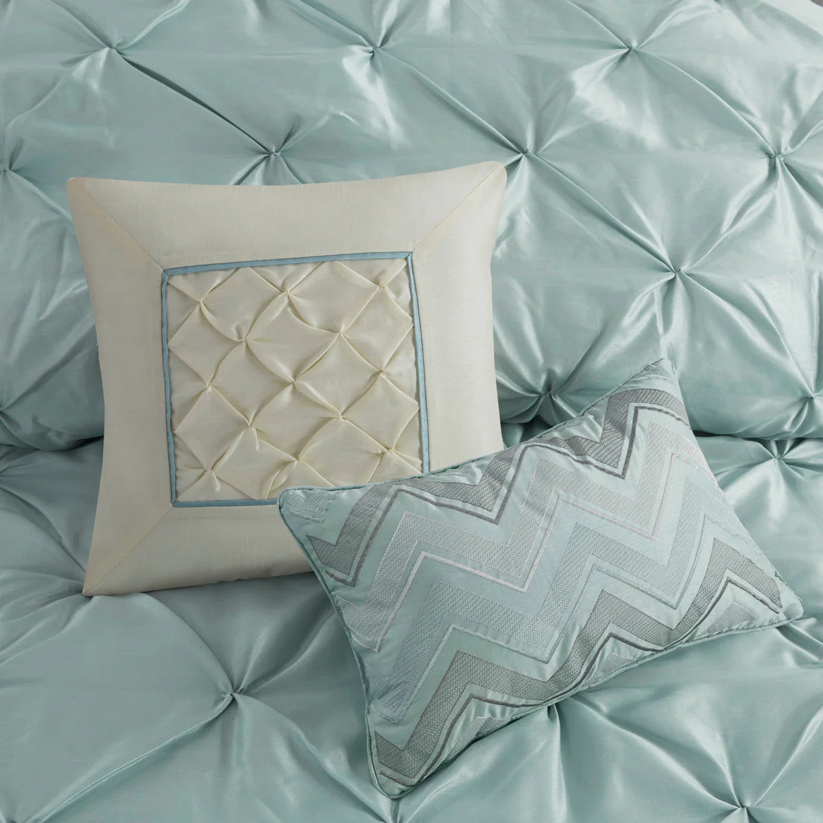 7 Piece Tufted Comforter Set Seafoam King - Image 10