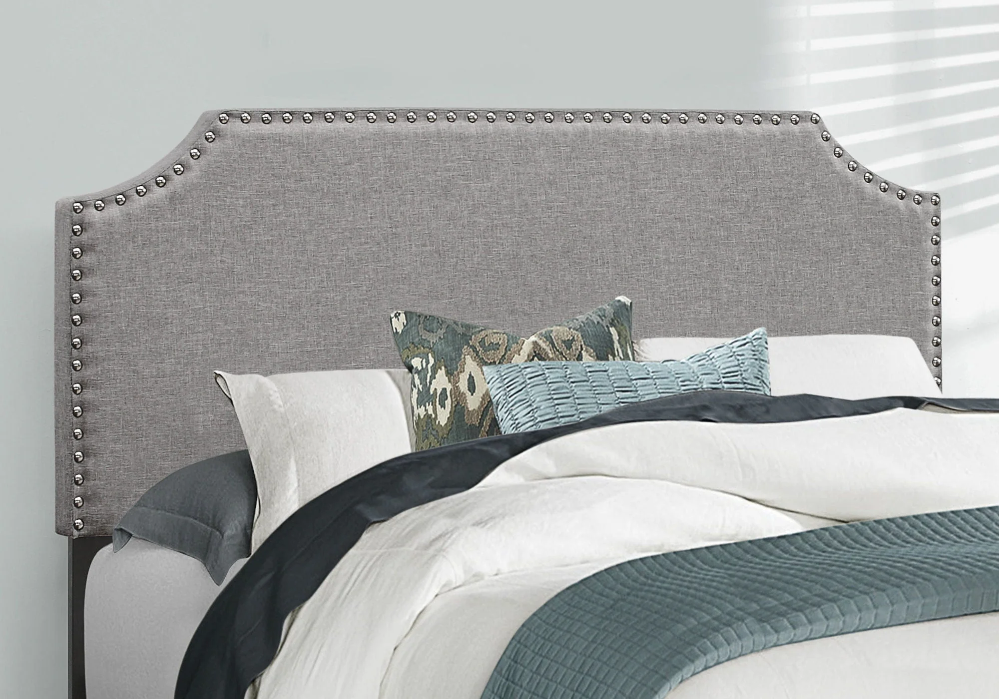 8th Street Transitional Full Upholstered Bed - Gray - Image 3