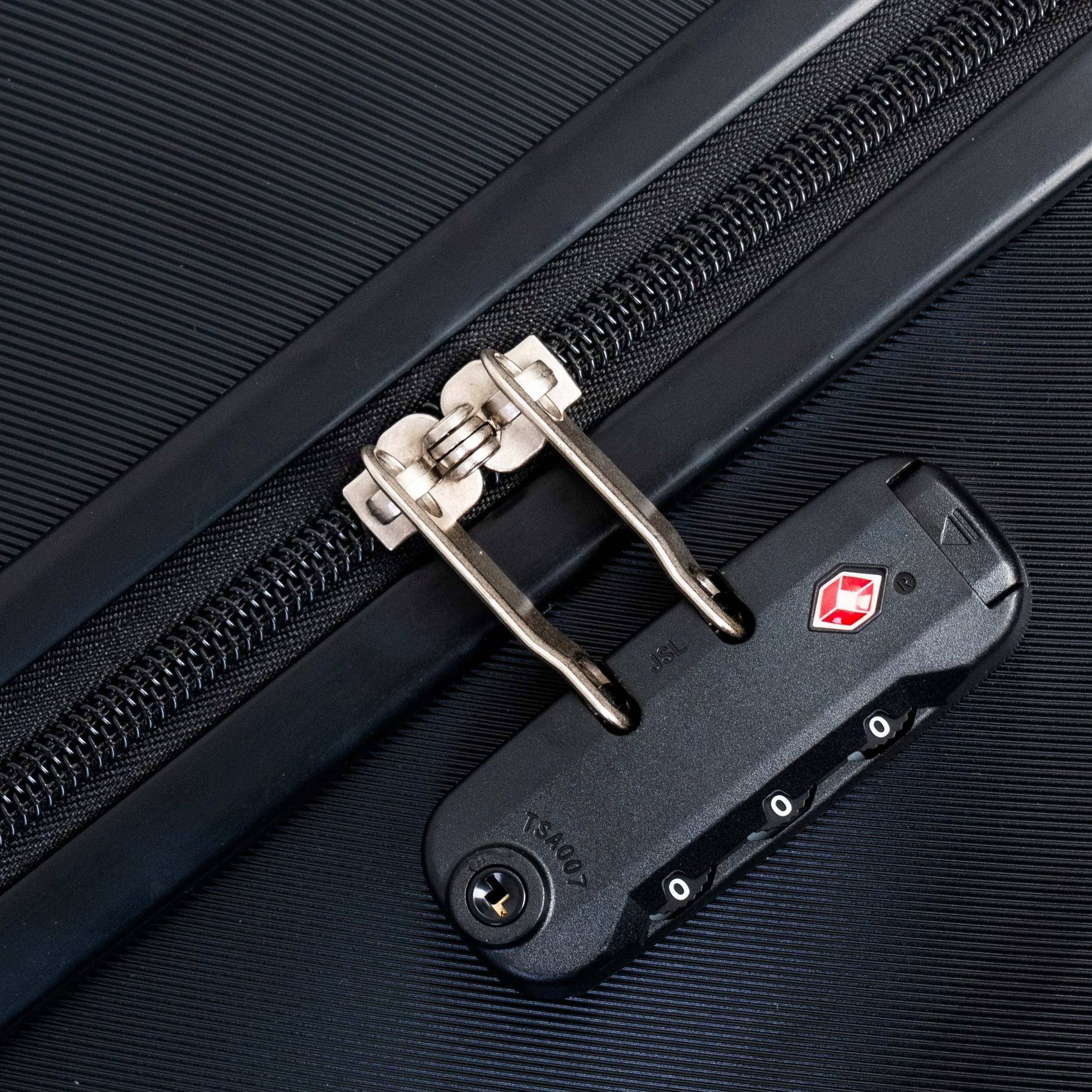 9-Piece Black Luggage Set by GigaTech with TSA Lock - Image 10