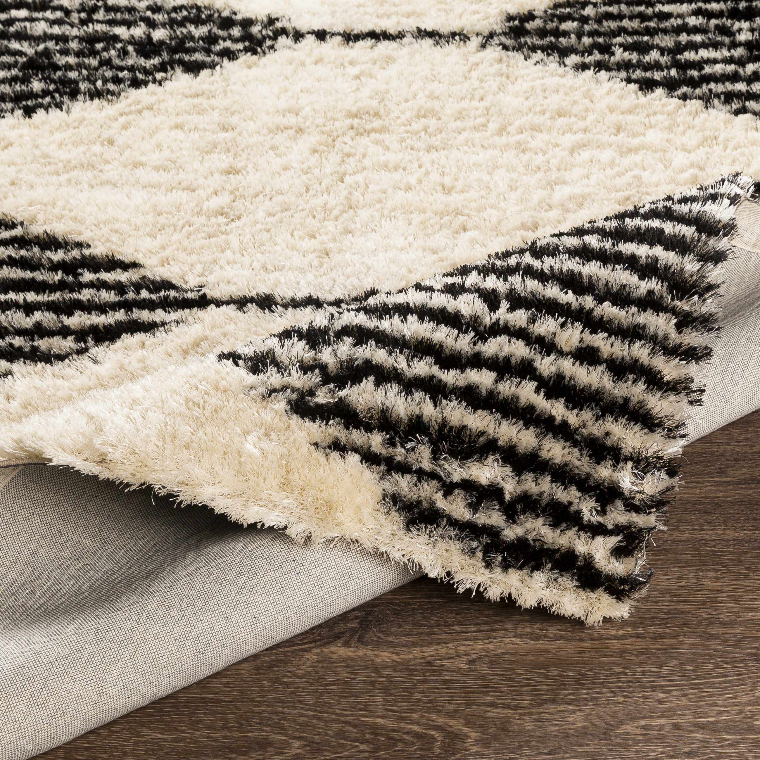Aberchirder Ivory&Black Diamond Plush Rug - Clearance - Image 5