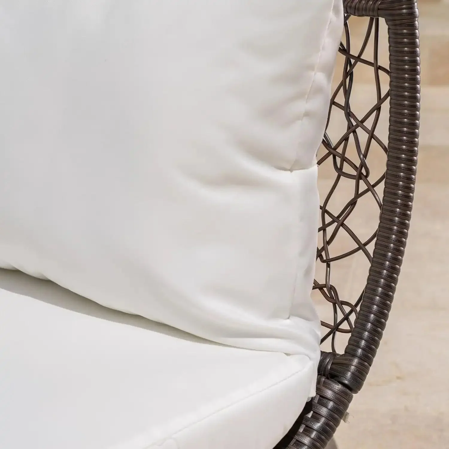 Abigal - Outdoor Wicker Daybed With Cushion - Image 8