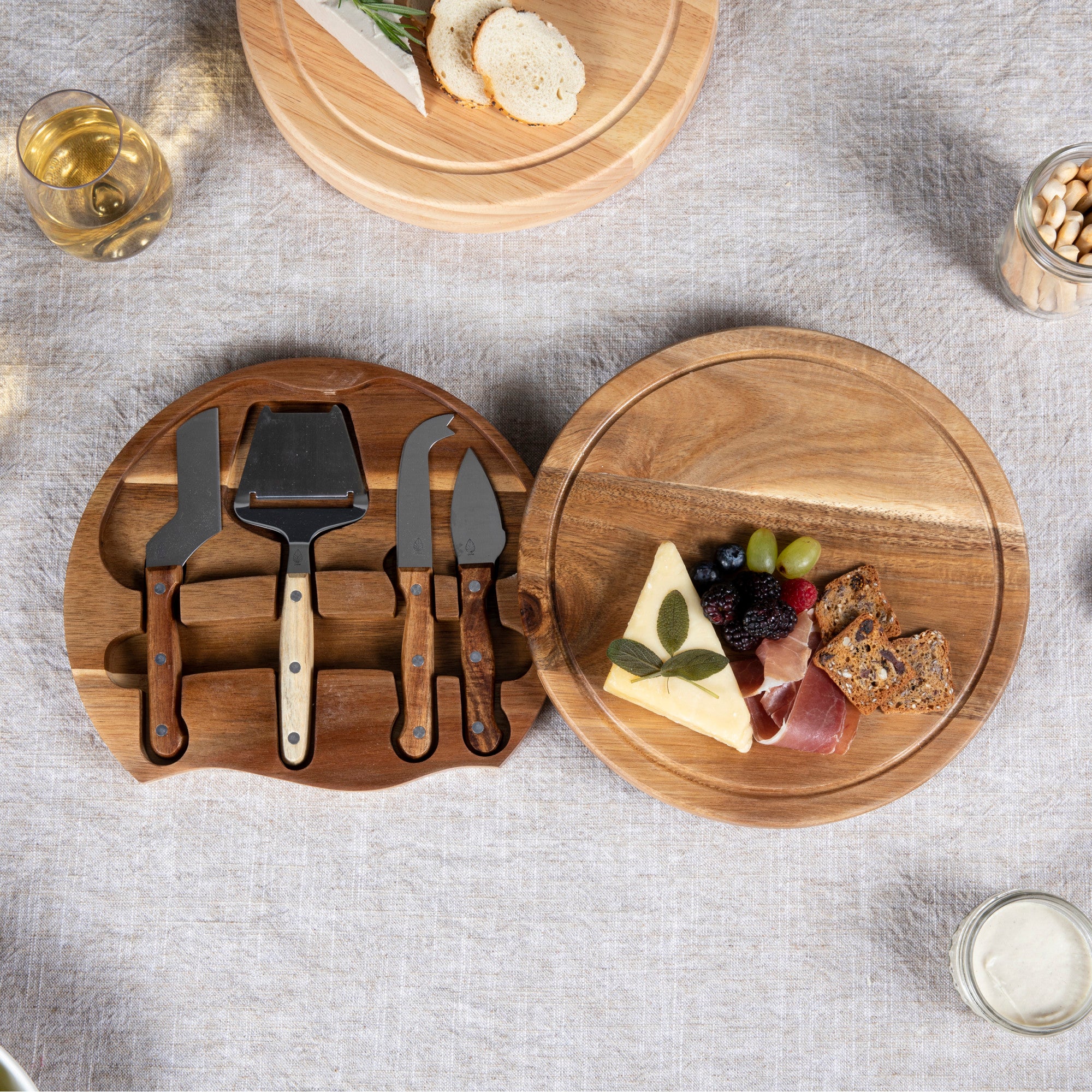 Acacia Circo Cheese Cutting Board & Tools Set - Image 2