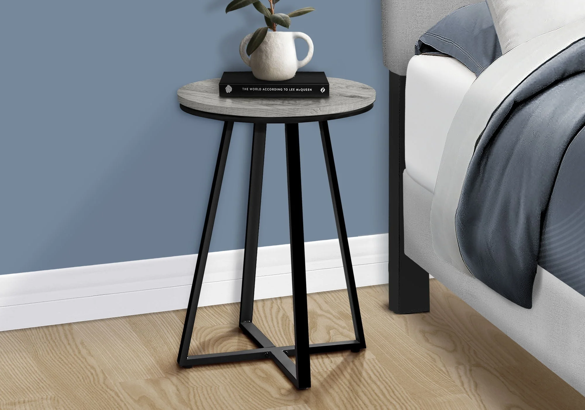 Accent Table, Side, Round Contemporary & Modern Modern Design - Image 4
