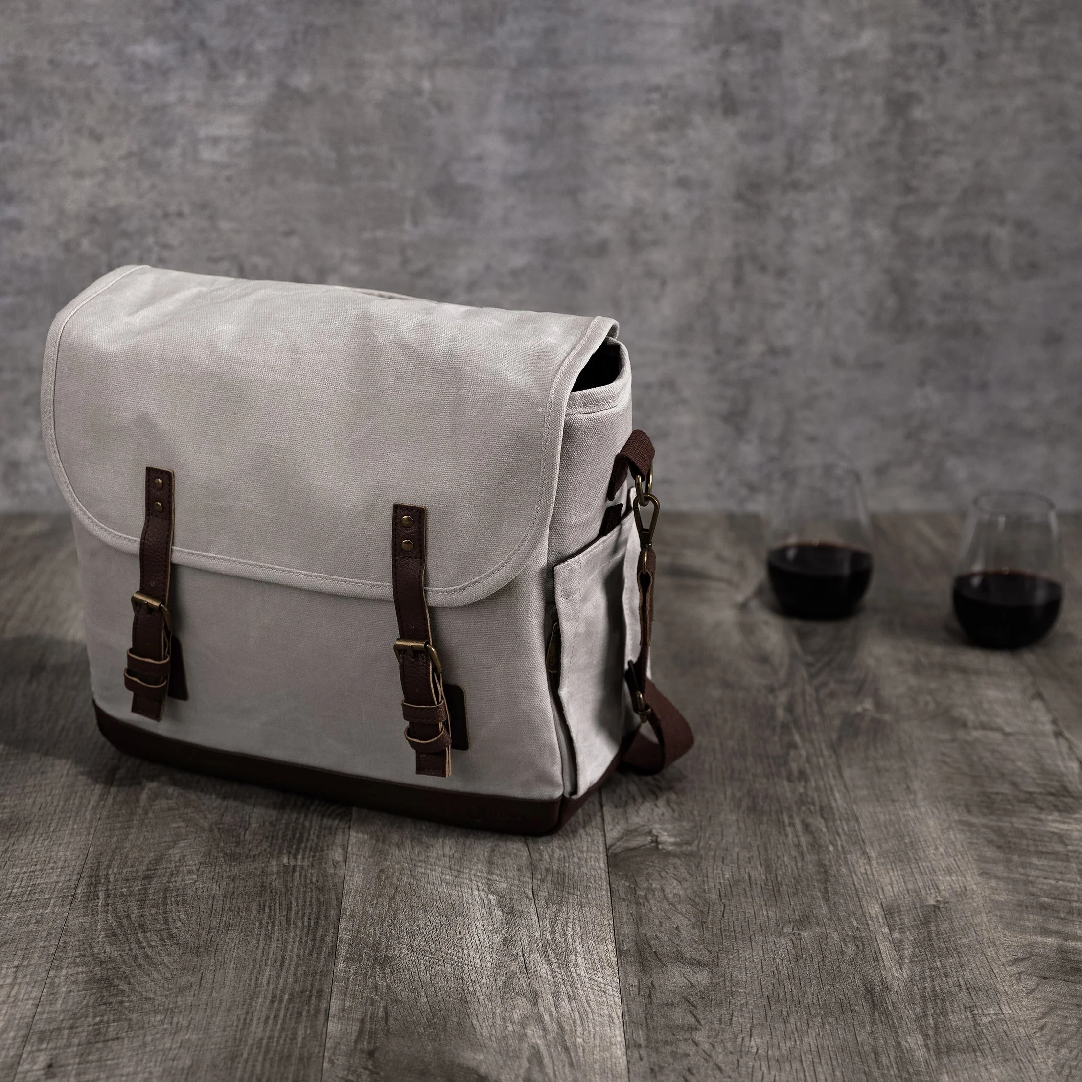 Adventure Wine Tote - Image 2