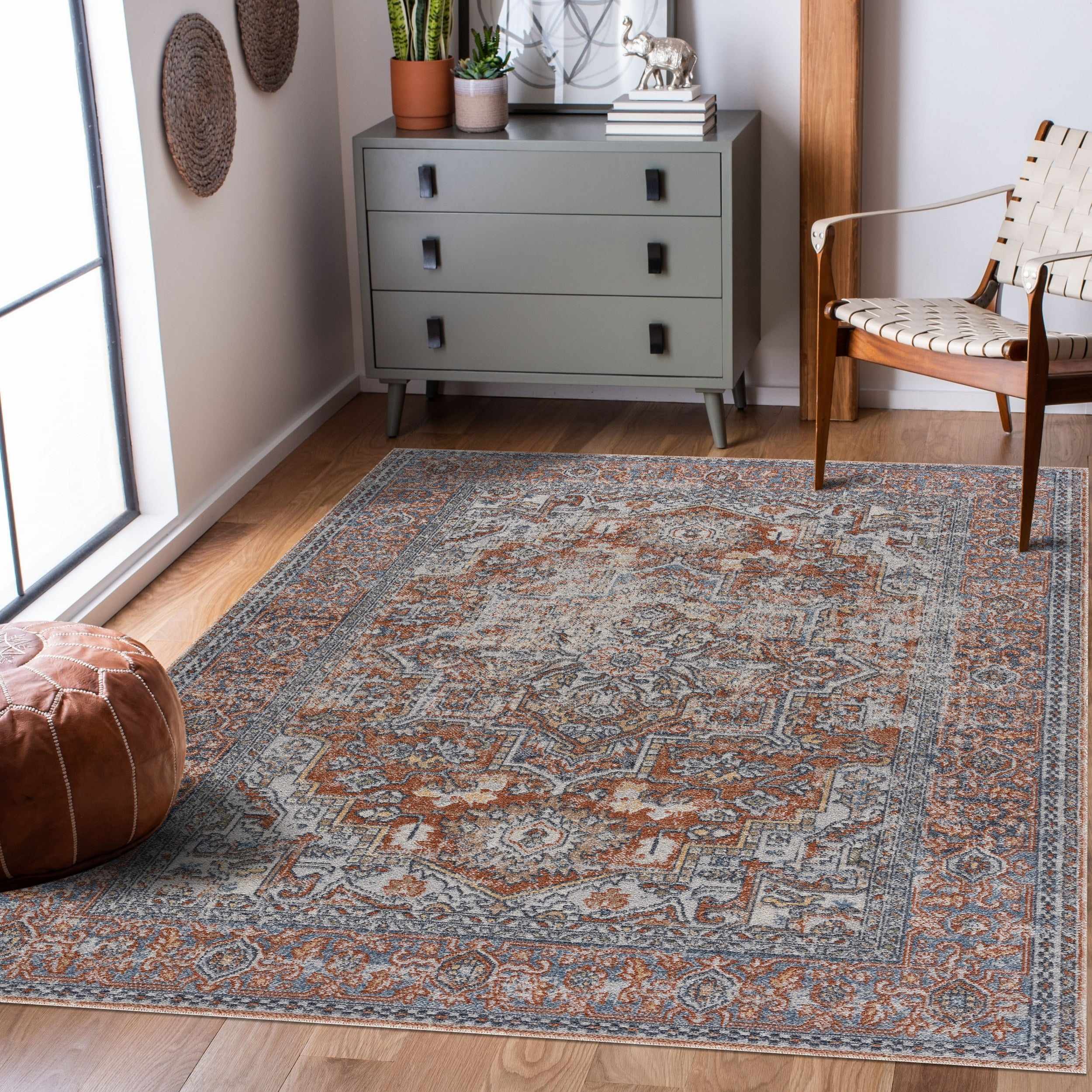 Aila Traditional Design Washable Rug - Clearance - Image 2