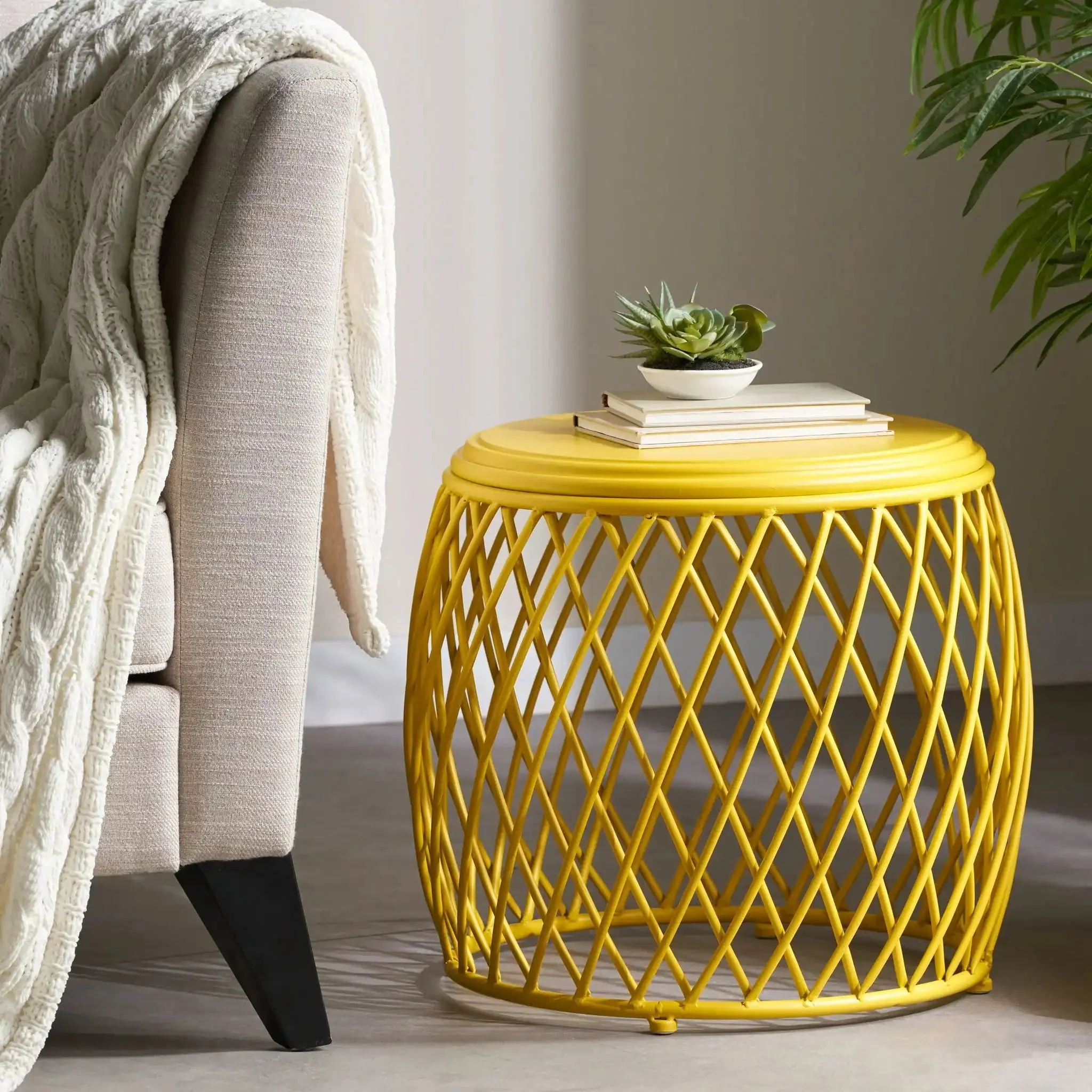 Alamera - Side Table - Image 6