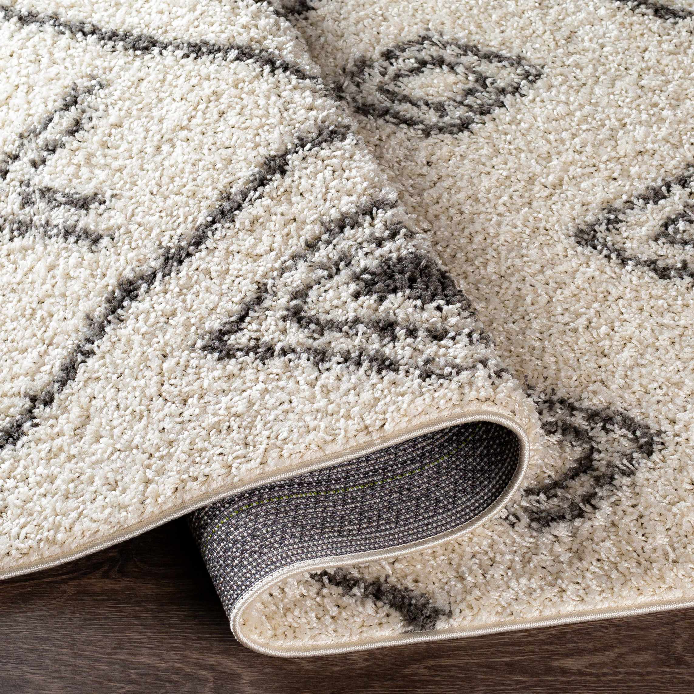 Albury Tribal Trellis Area Carpet - Clearance - Image 4