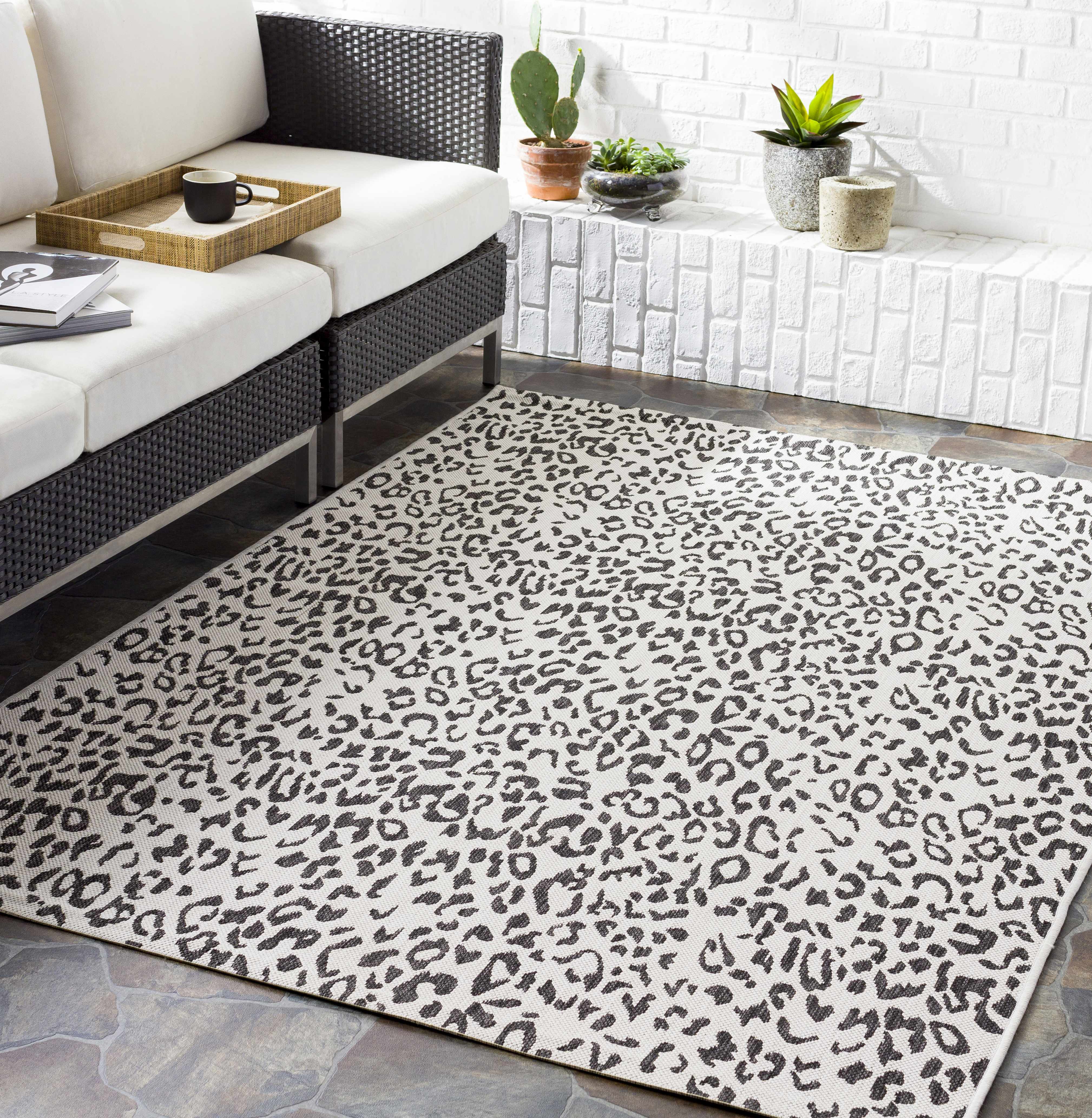 Alderbury White Leopard Print Rug - Image 2