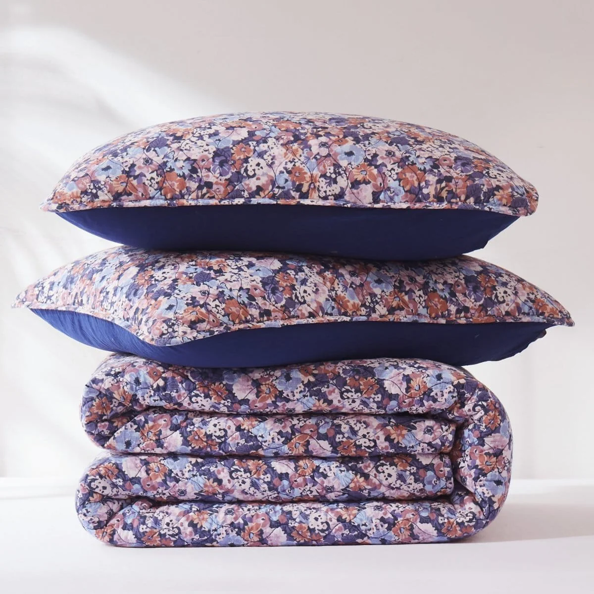 Alicia Camo Floral Cotton Quilt Set - Image 12