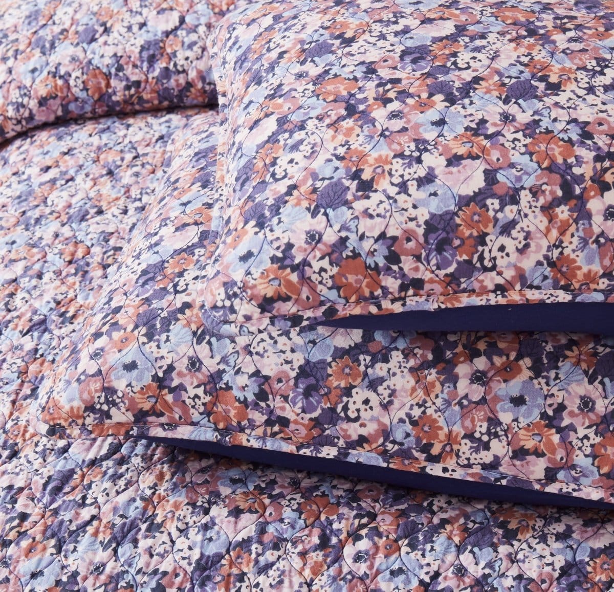 Alicia Camo Floral Cotton Quilt Set - Image 15