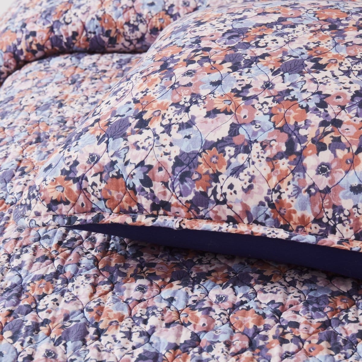 Alicia Camo Floral Cotton Quilt Set - Image 8