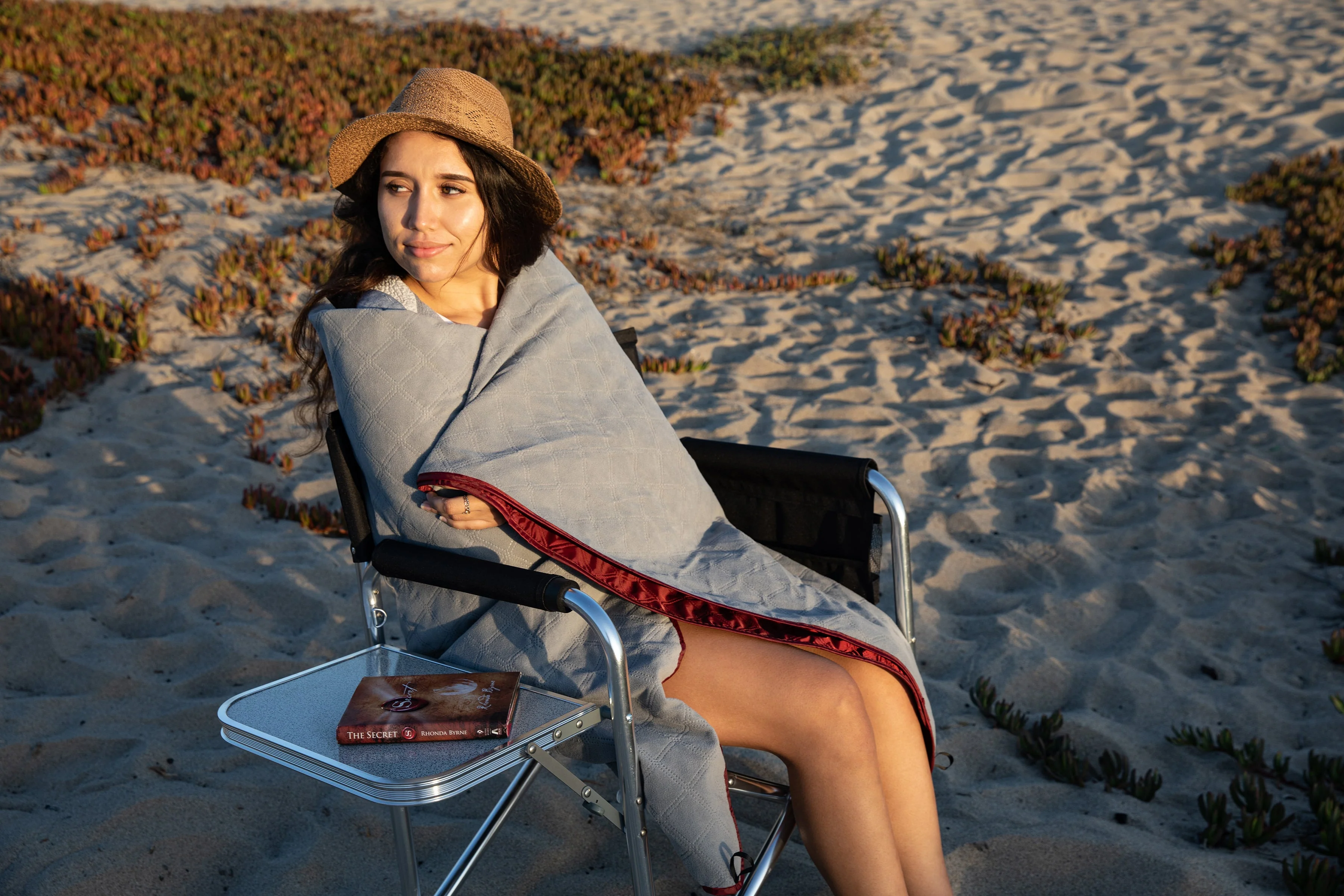 All-Purpose Machine Washable Stadium Blanket - Image 15
