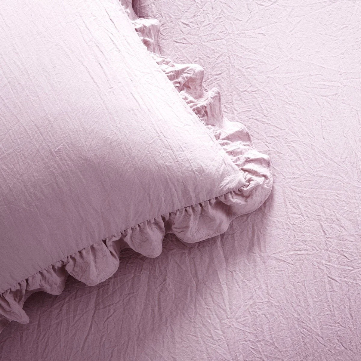 Allison Ruffle Skirt Bedspread Set - Image 50
