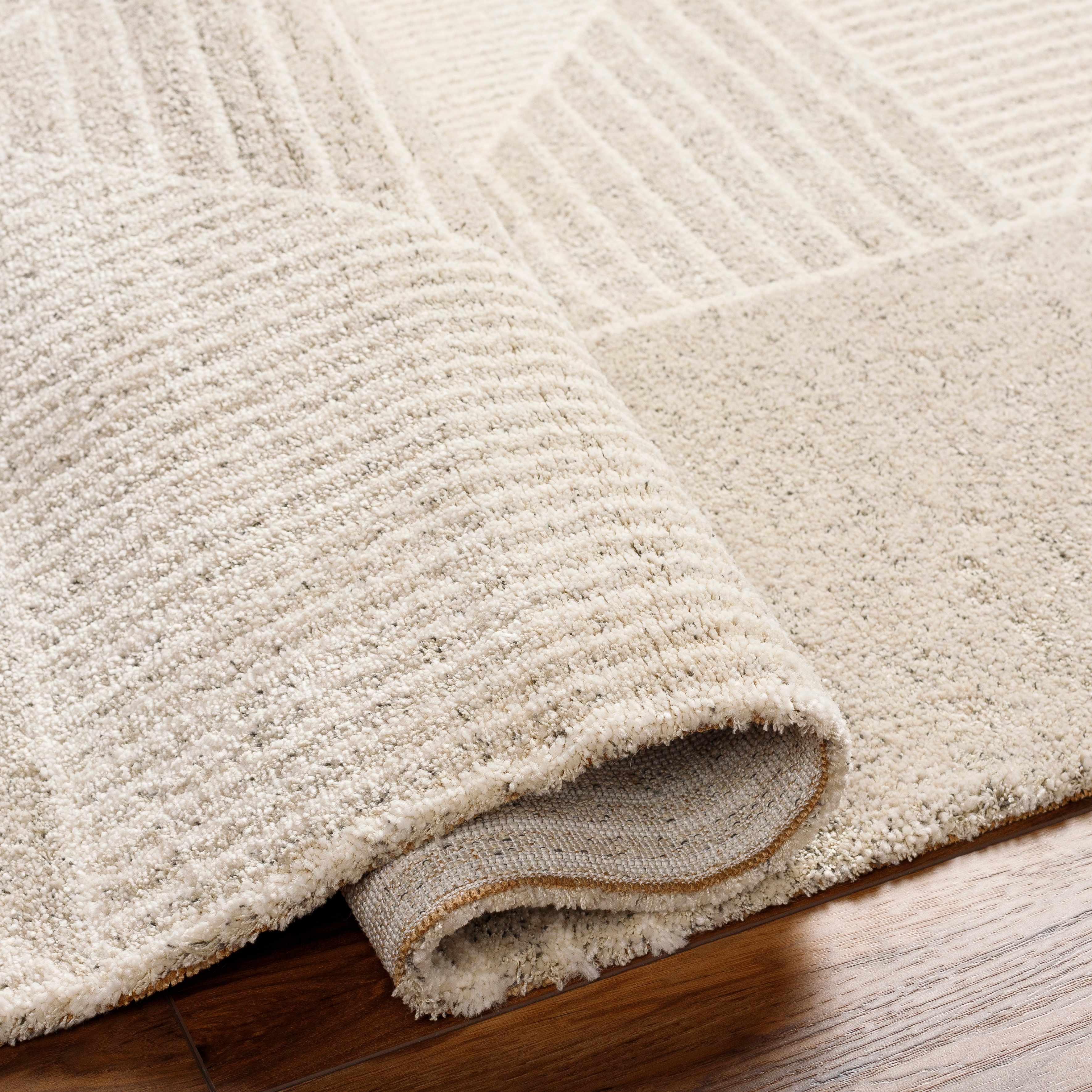 Almas Luxe  Rug - Image 3