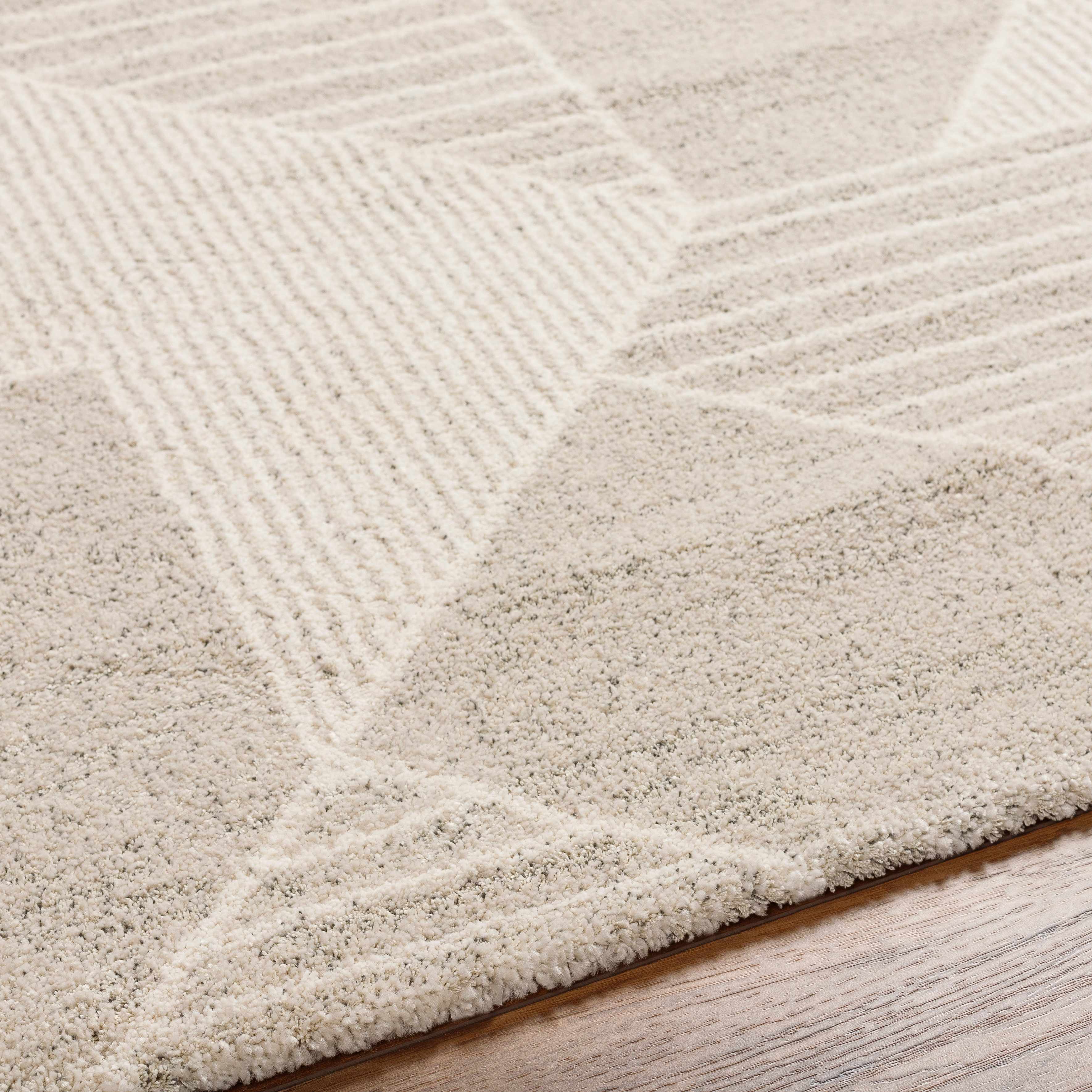 Almas Luxe  Rug - Image 4