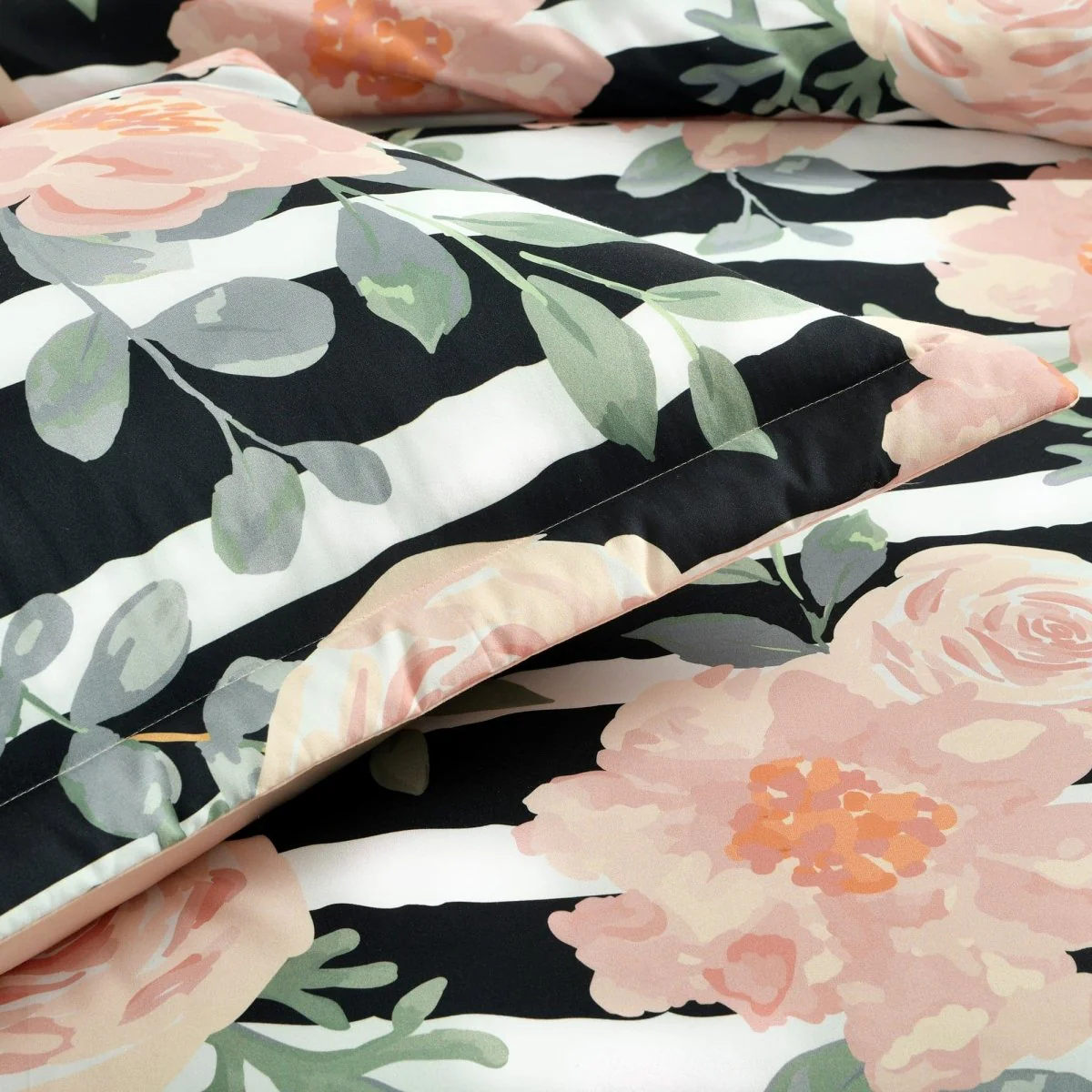Amara Watercolor Rose 7 Piece Comforter Set - Image 4