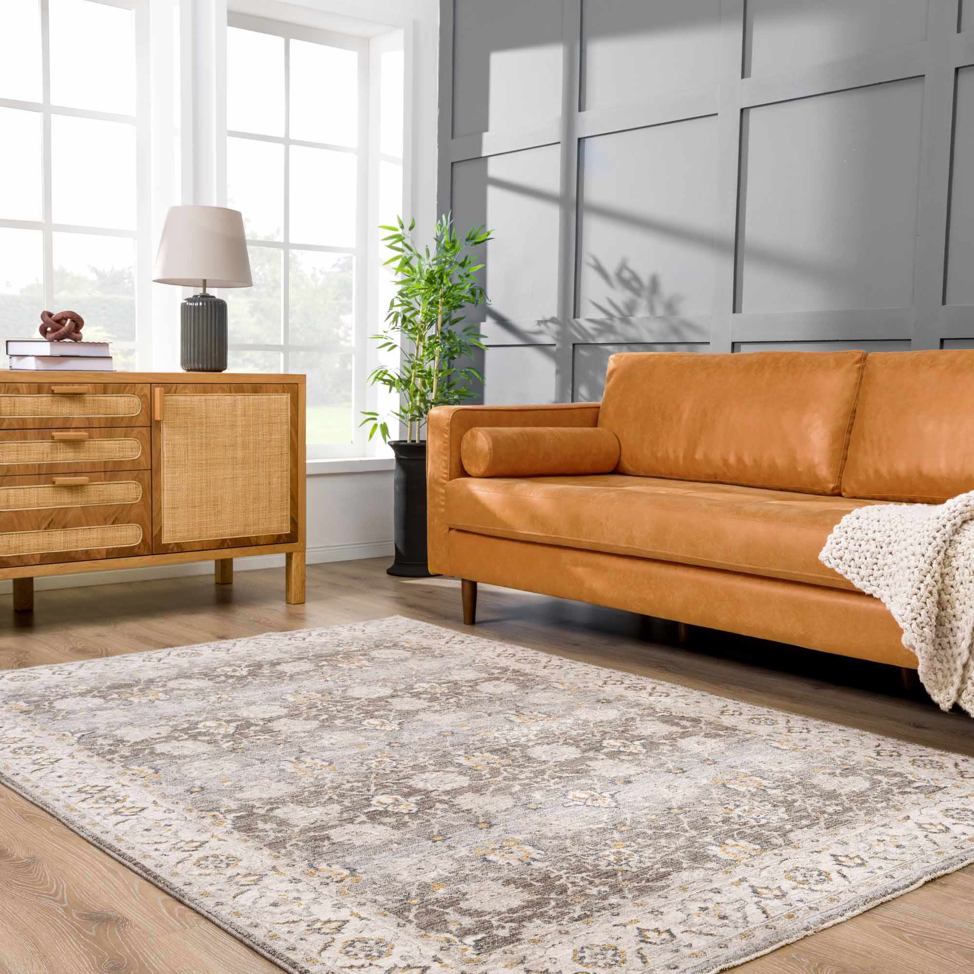 Amaru Green Textured Rug with Fringes - Image 3